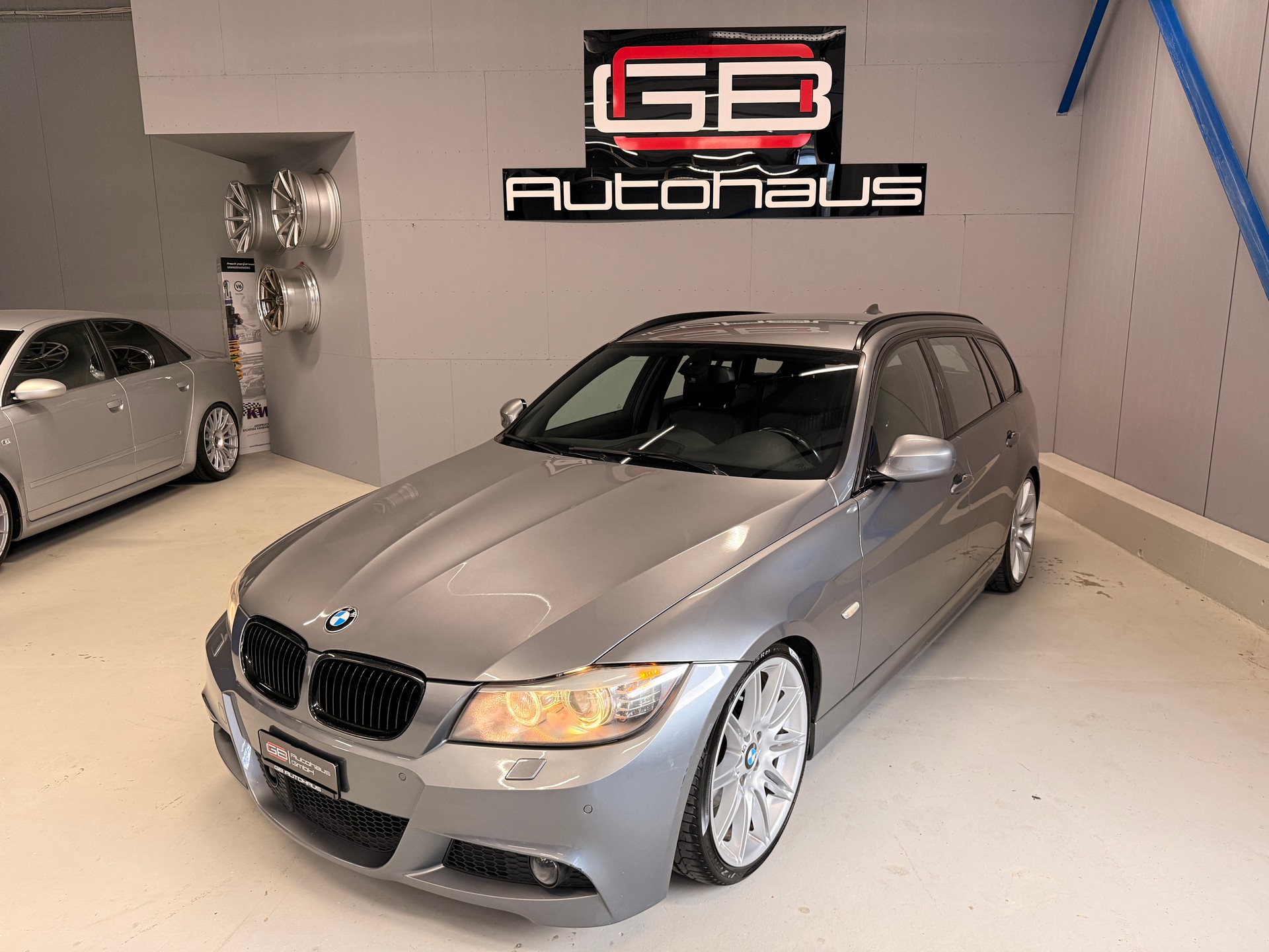 BMW 330d xDrive Touring Steptronic