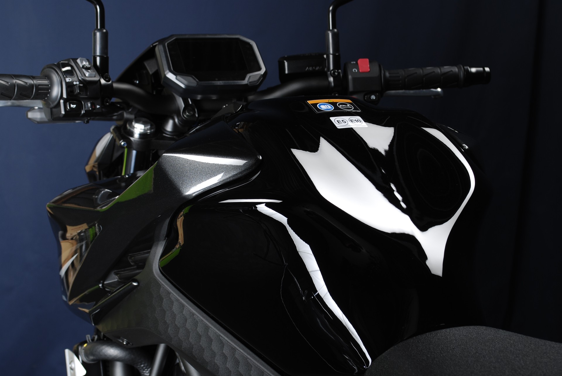 KAWASAKI Z 650 S MY26-image-14