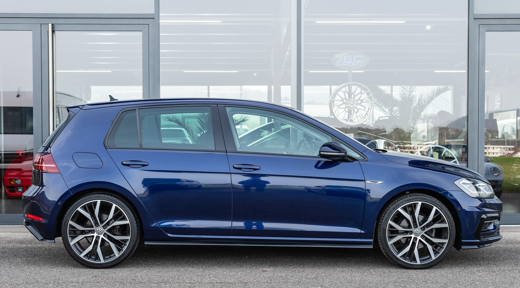 VW Golf 1.5 TSI R Line EVO Comfort-image-24