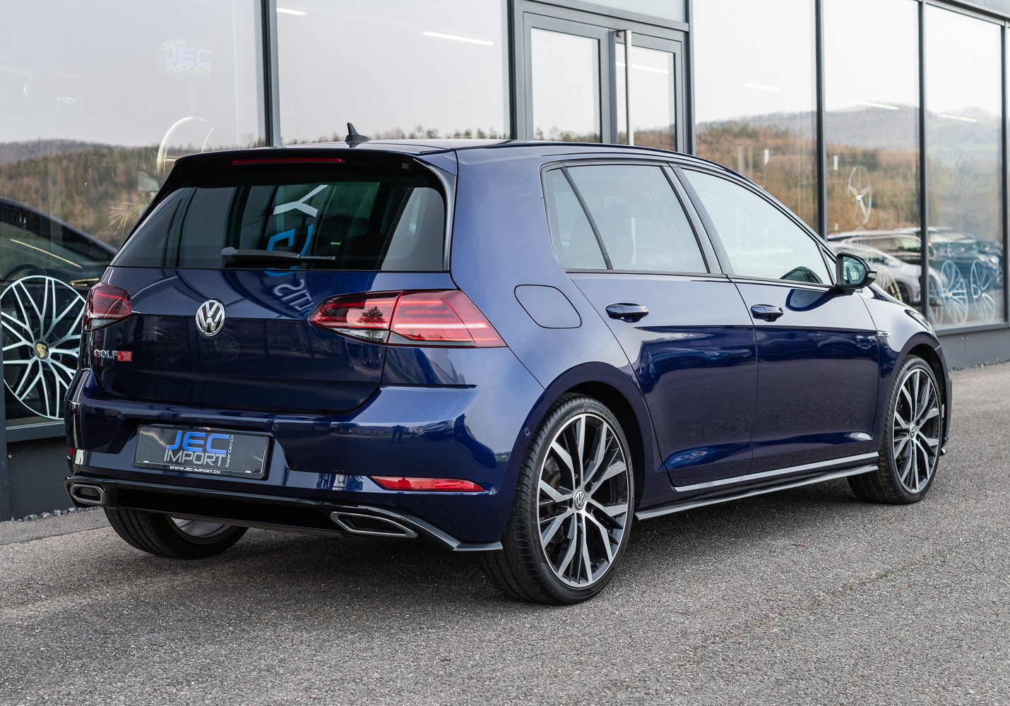 VW Golf 1.5 TSI R Line EVO Comfort-image-26