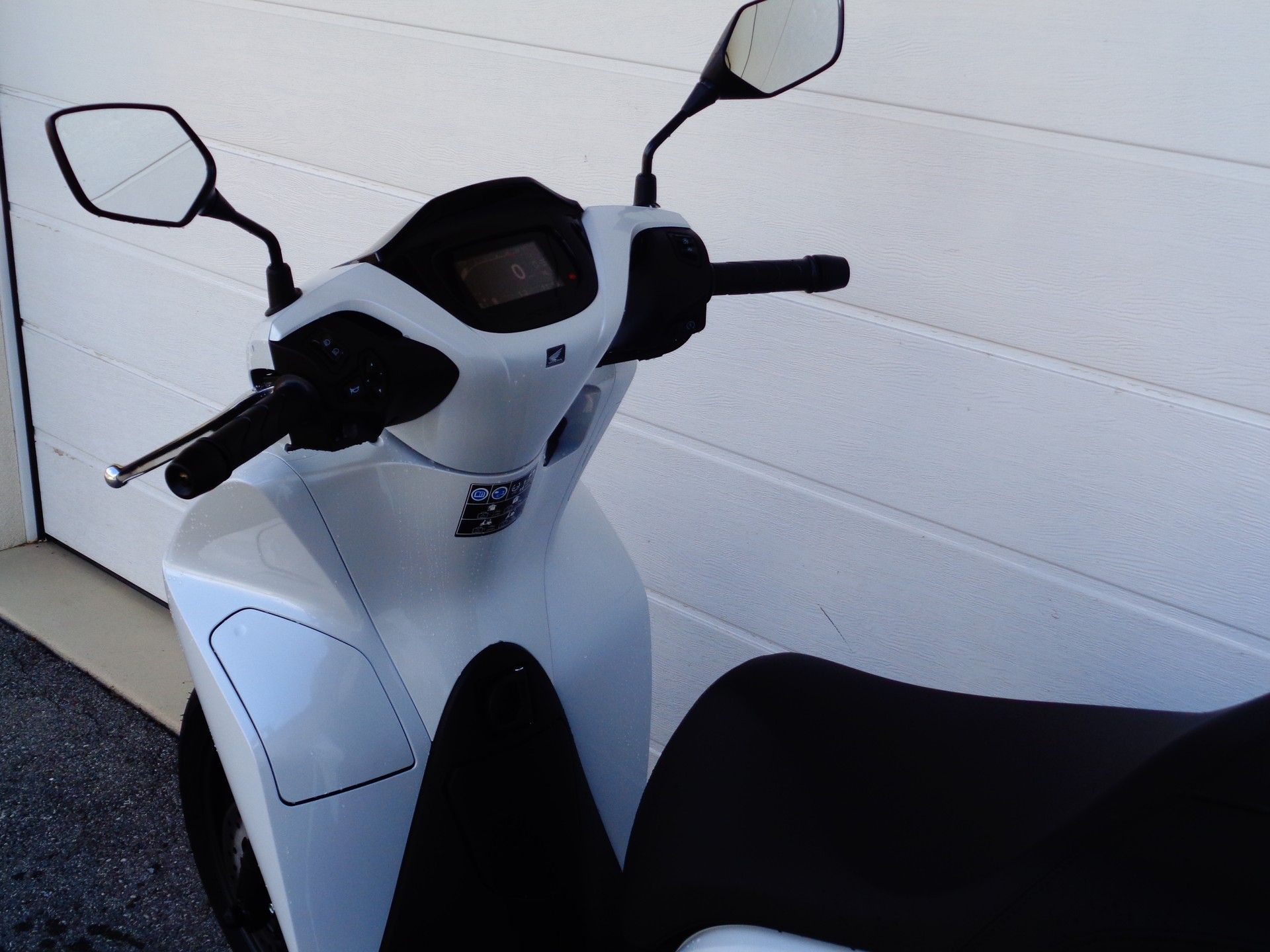 HONDA SH 125 ABS-image-5