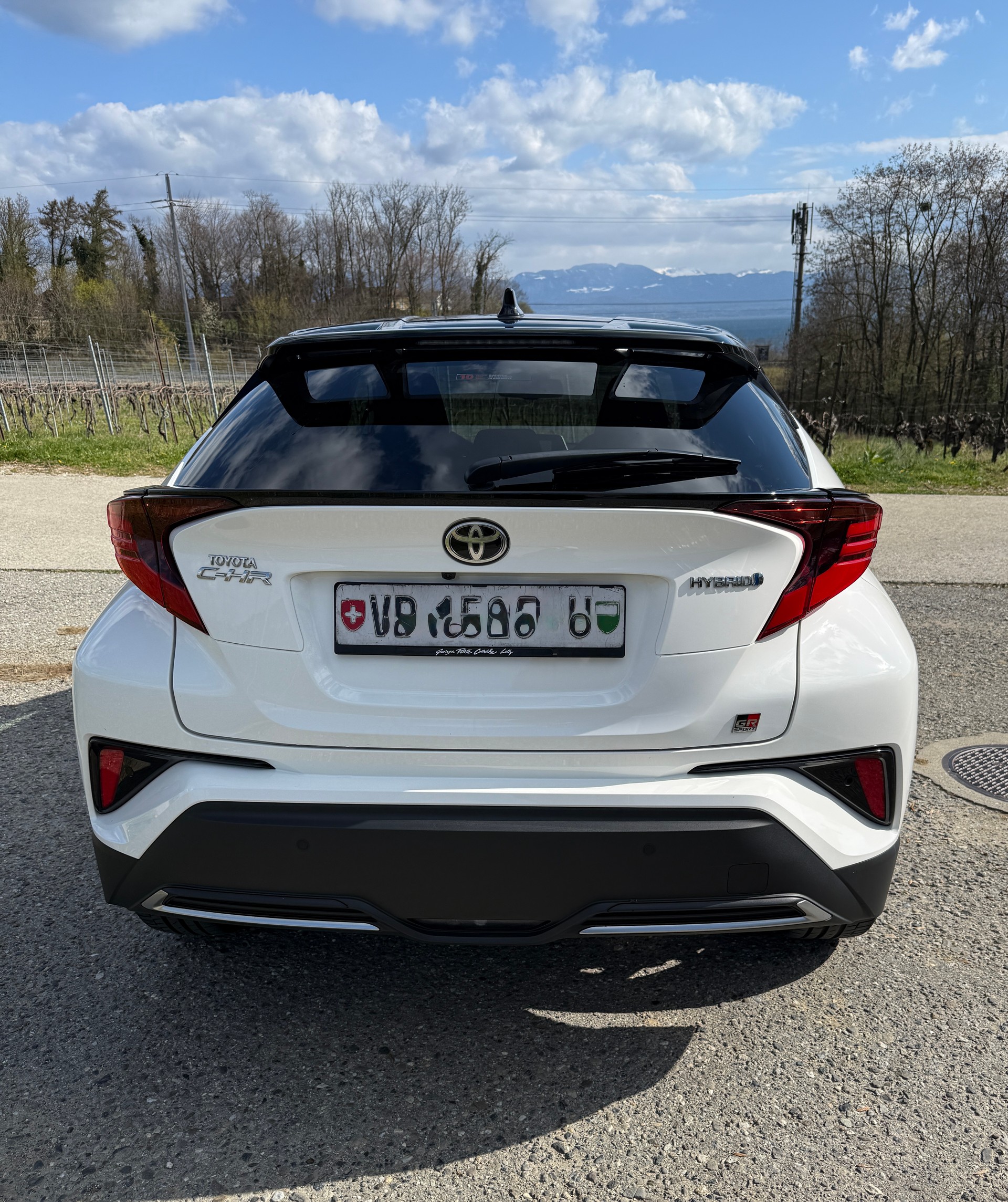 TOYOTA C-HR 2.0 HSD CVT GR Sport-image-4