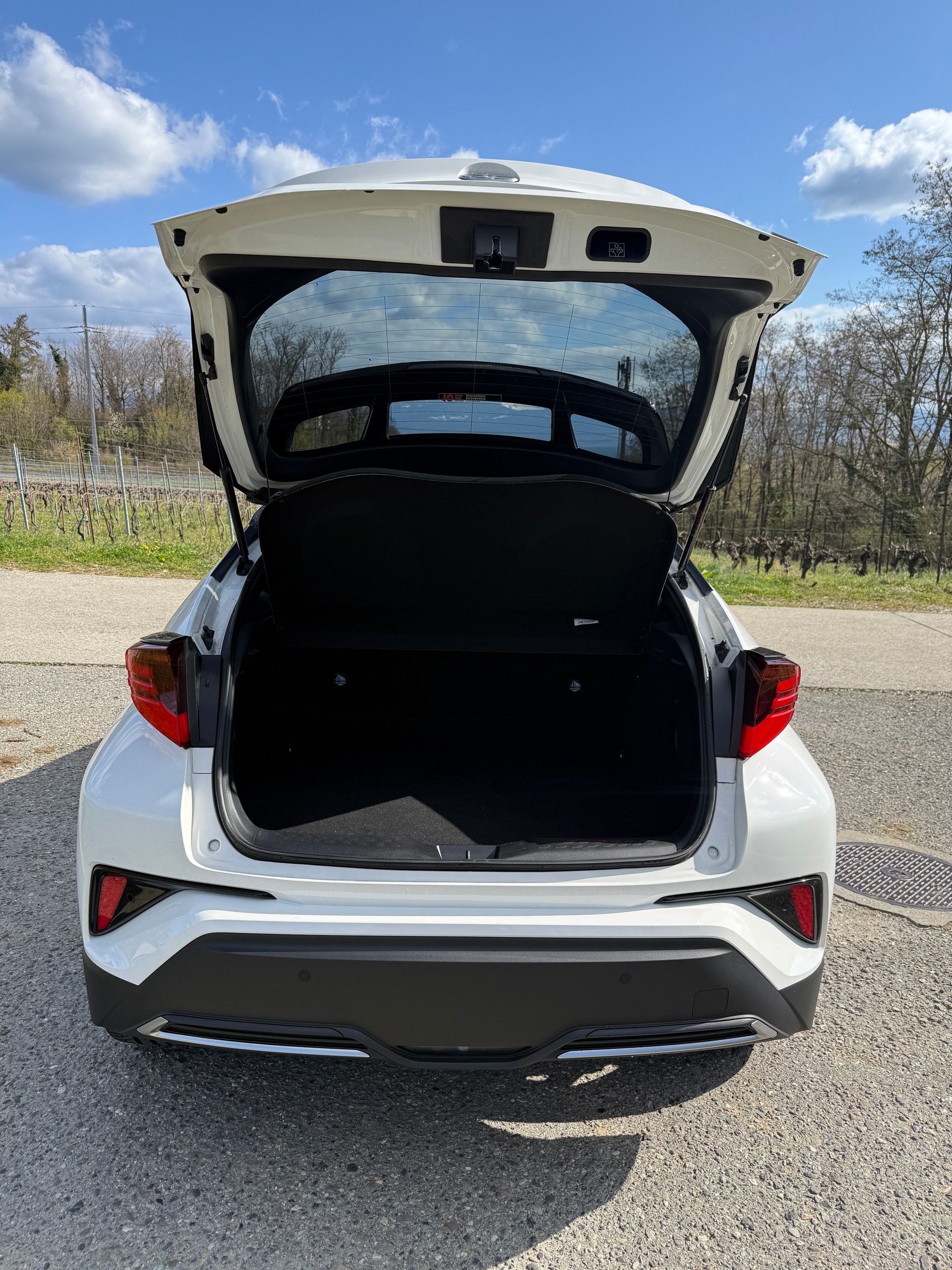 TOYOTA C-HR 2.0 HSD CVT GR Sport-image-6