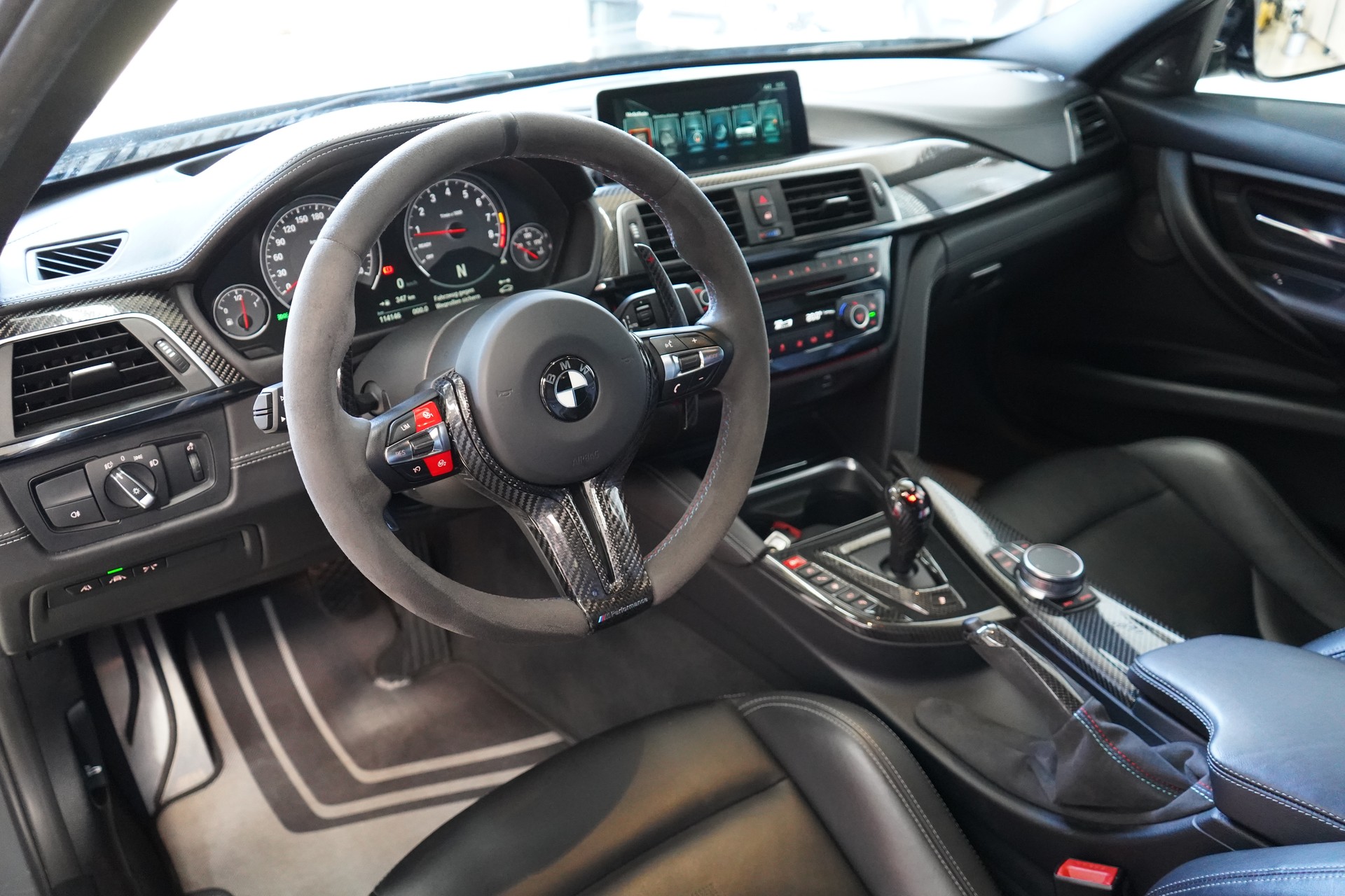 BMW M3 Competition Drivelogic / Grigio Telesto Perl **-image-16