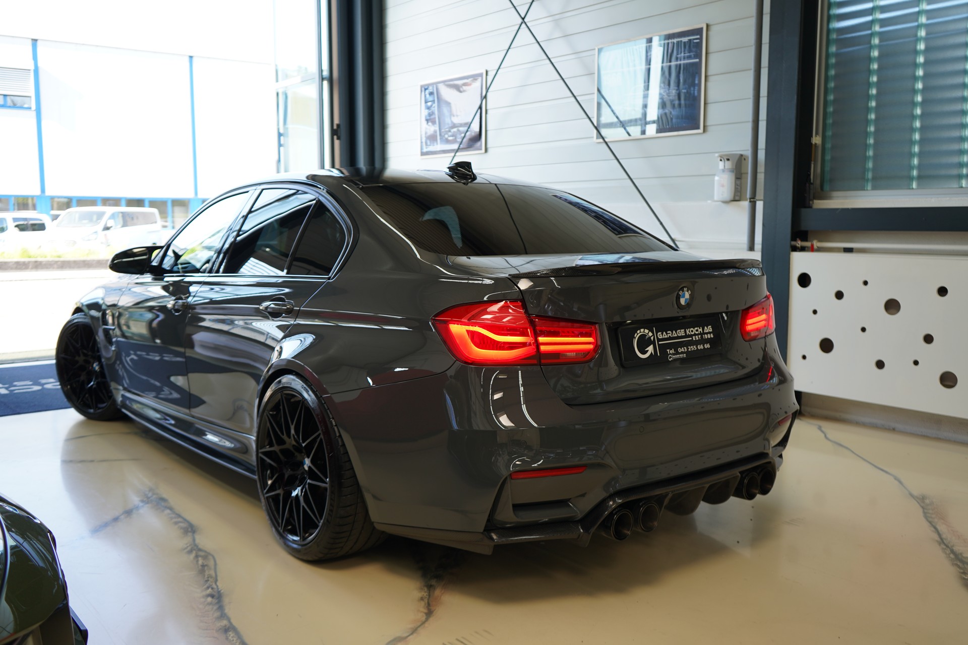 BMW M3 Competition Drivelogic / Grigio Telesto Perl **-image-4