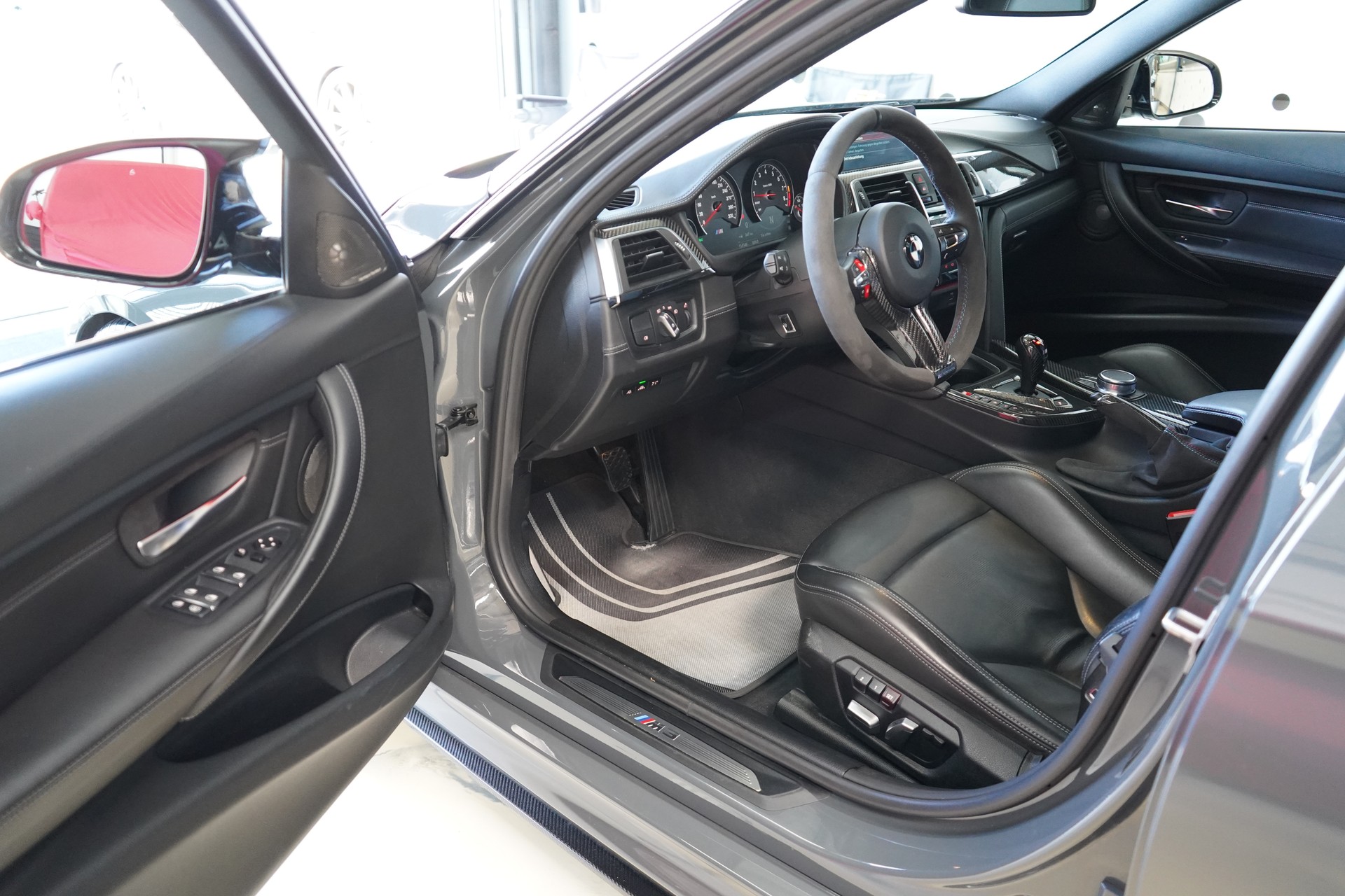 BMW M3 Competition Drivelogic / Grigio Telesto Perl **-image-15