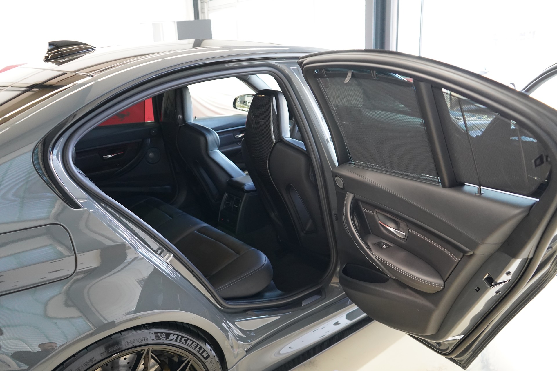 BMW M3 Competition Drivelogic / Grigio Telesto Perl **-image-27
