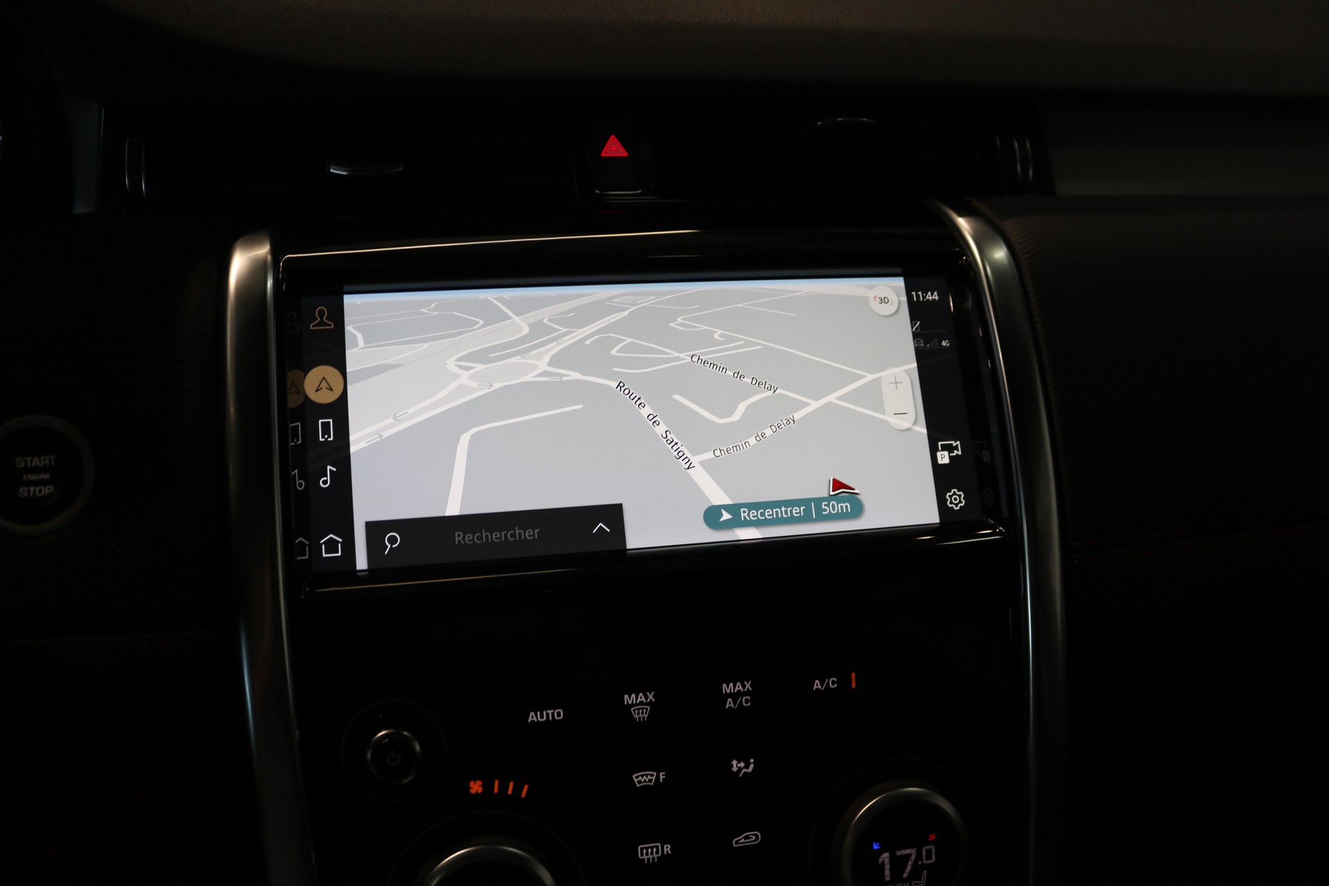 LAND ROVER Discovery Sport R Dyn P250 2.0 Si4 MHEV S AT9-image-36