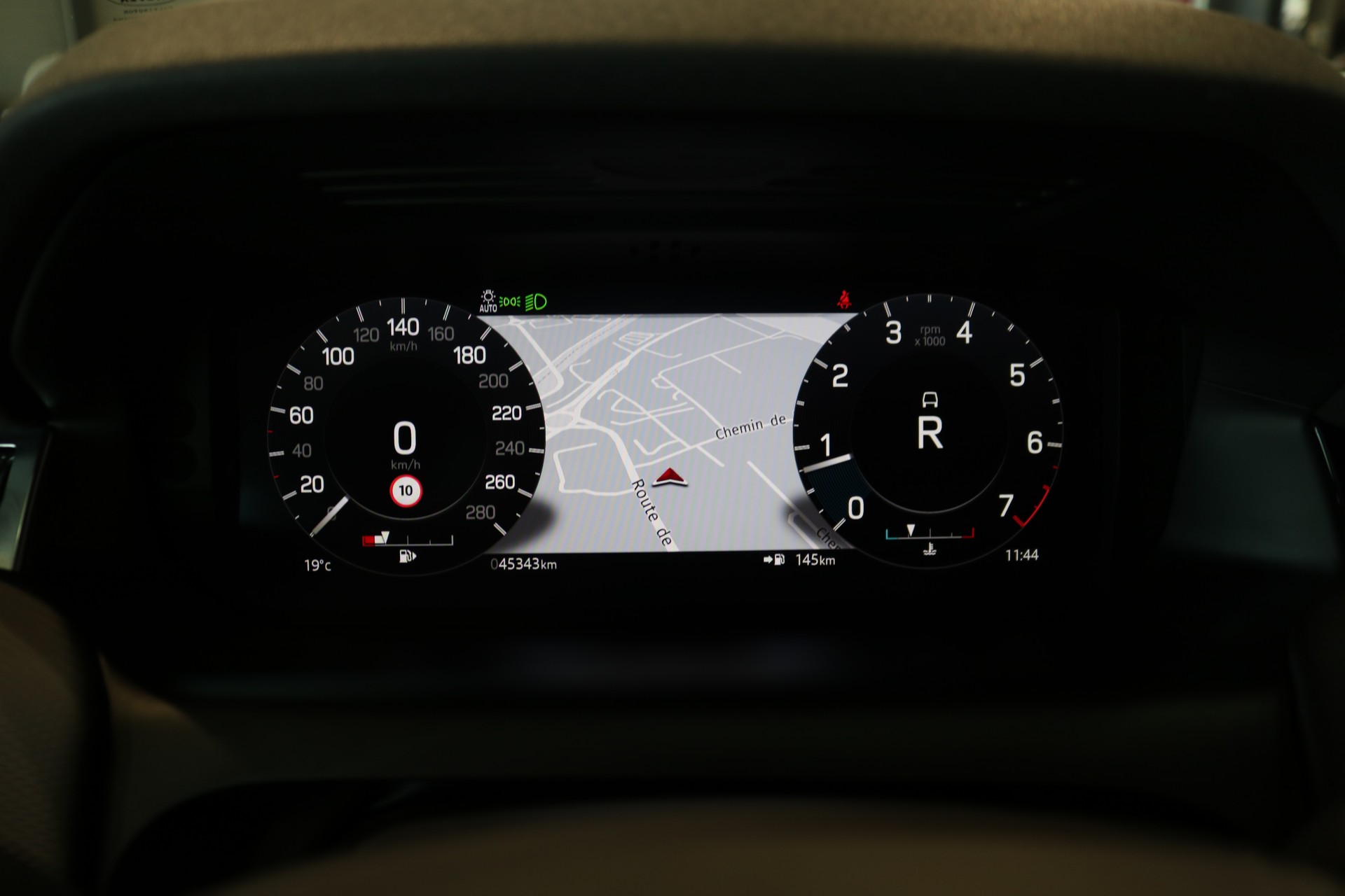 LAND ROVER Discovery Sport R Dyn P250 2.0 Si4 MHEV S AT9-image-35