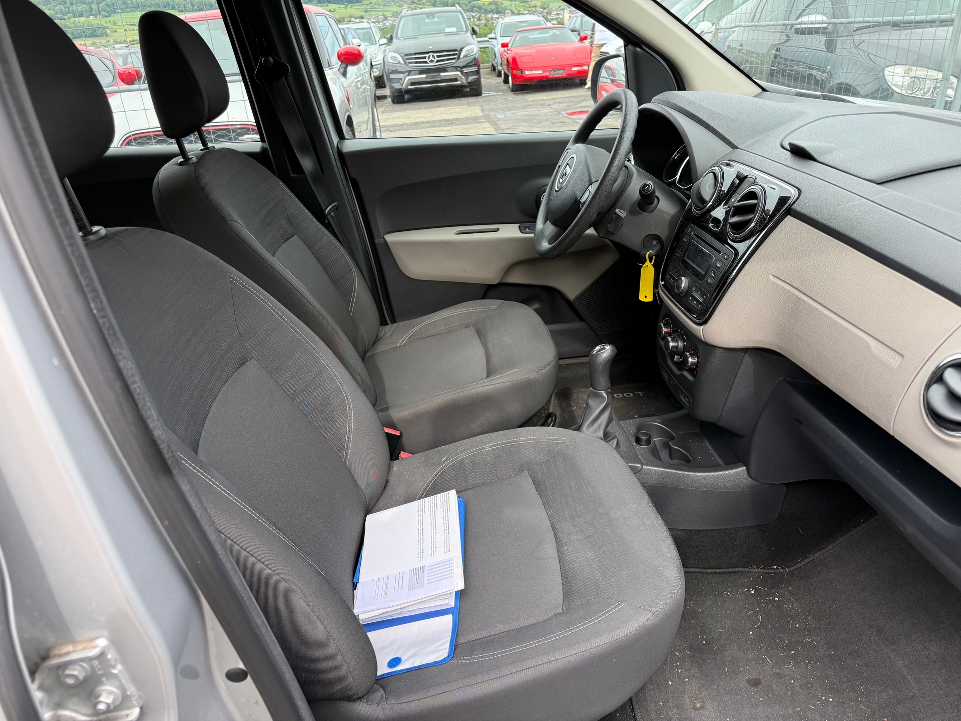 DACIA Lodgy 1.2 Turbo Supreme-image-5