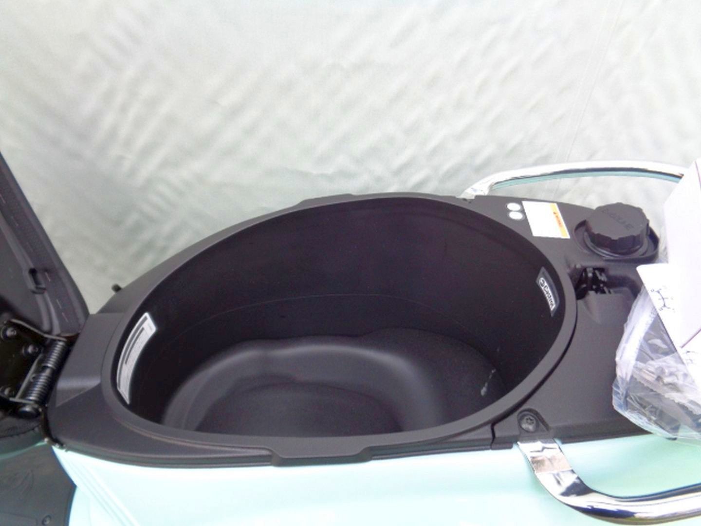 PIAGGIO VESPA PRIMAVERA 125 ABS E5-image-6