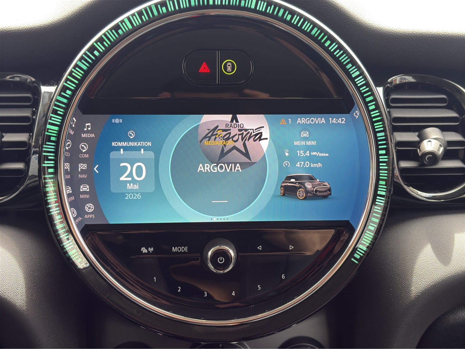 MINI F56 Cooper SE-image-11