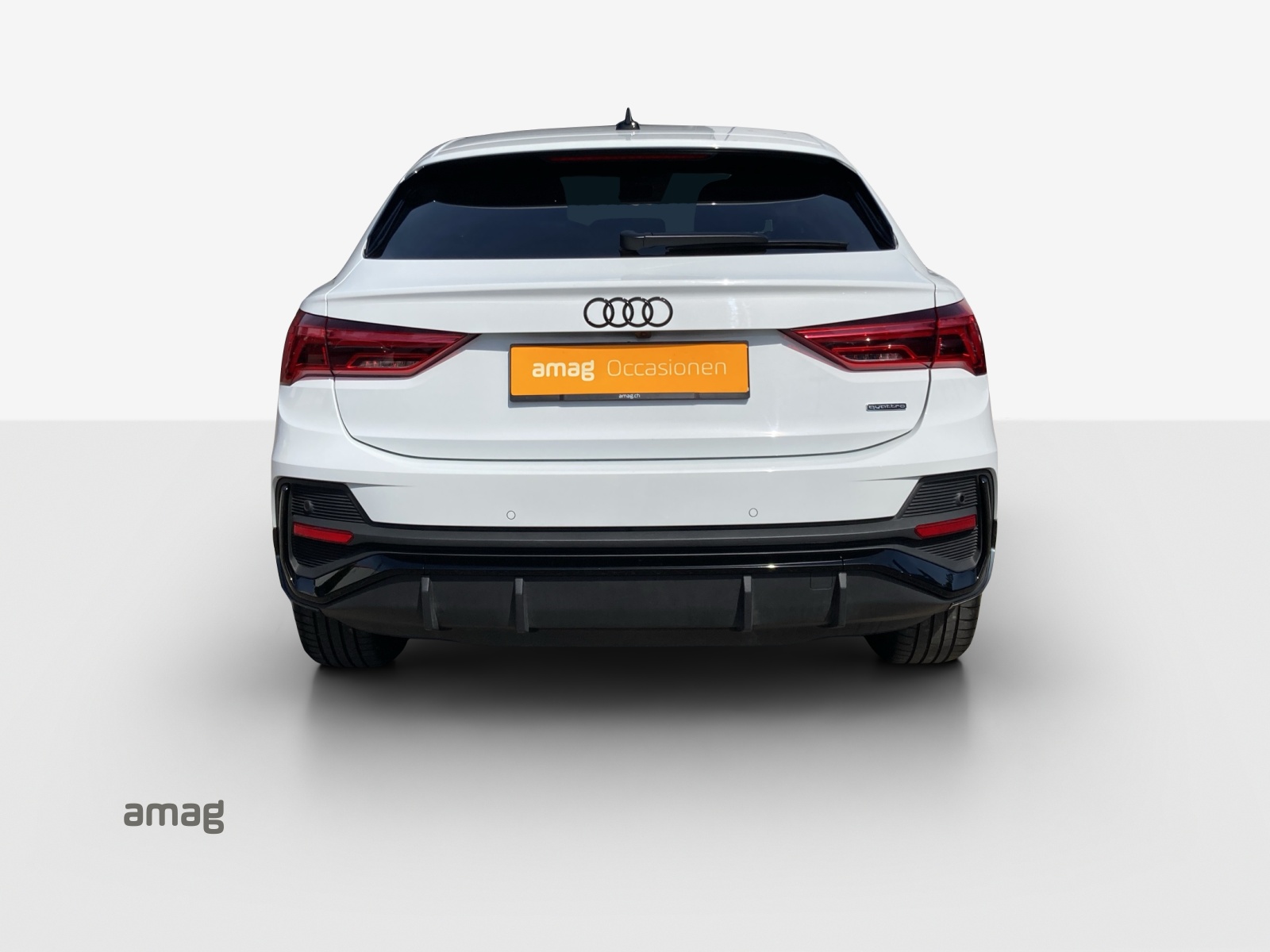 AUDI Q3 Sportback 40 TFSI S line quattro S-tronic-showroom-element-3