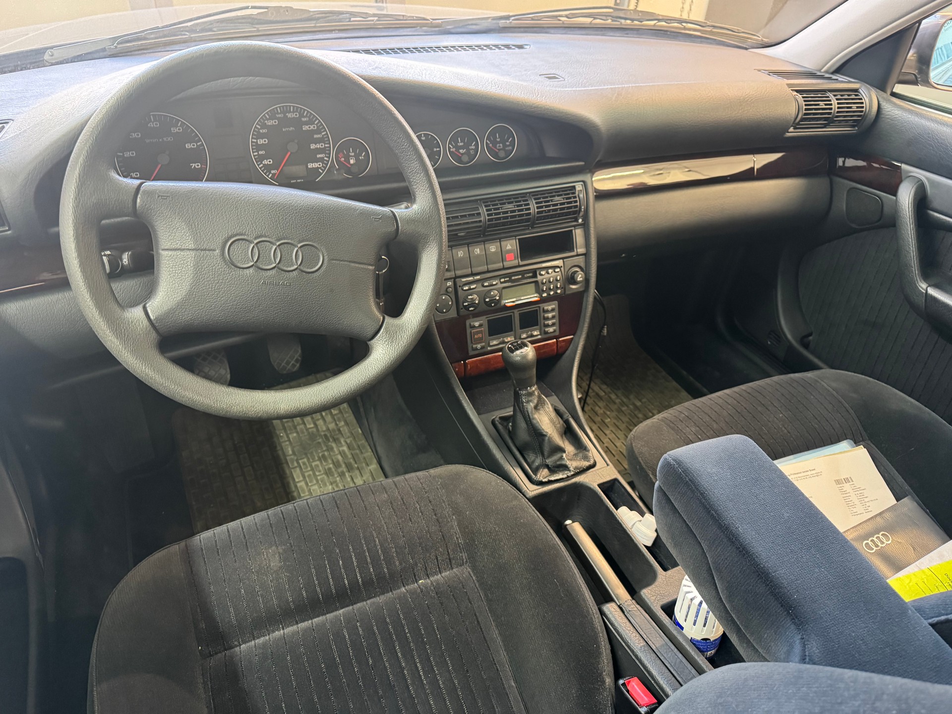 AUDI A6 2.6 E-image-9