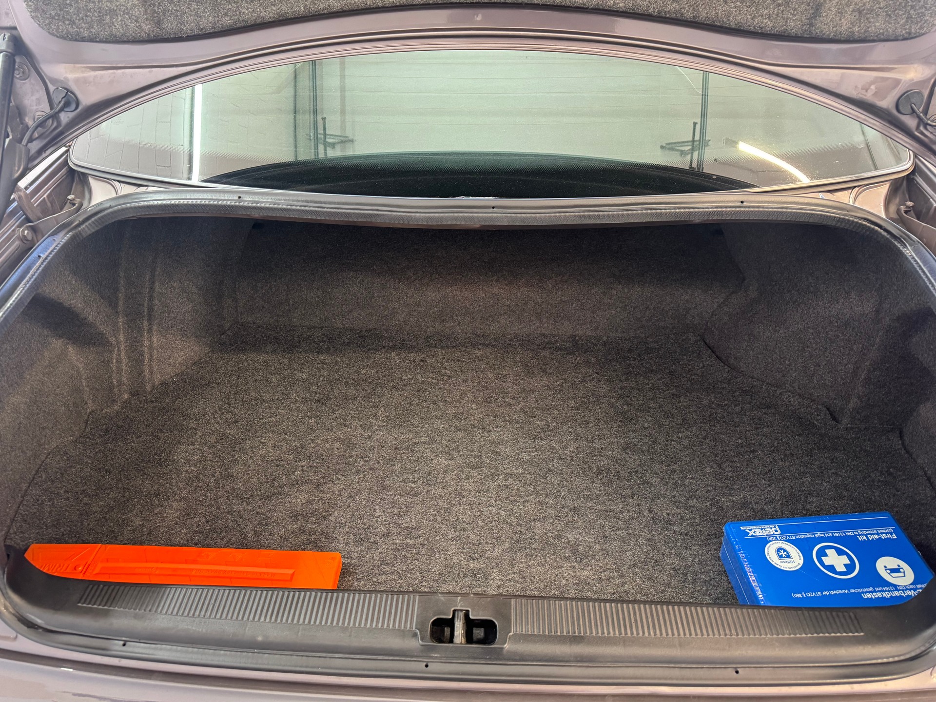 AUDI A6 2.6 E-image-15