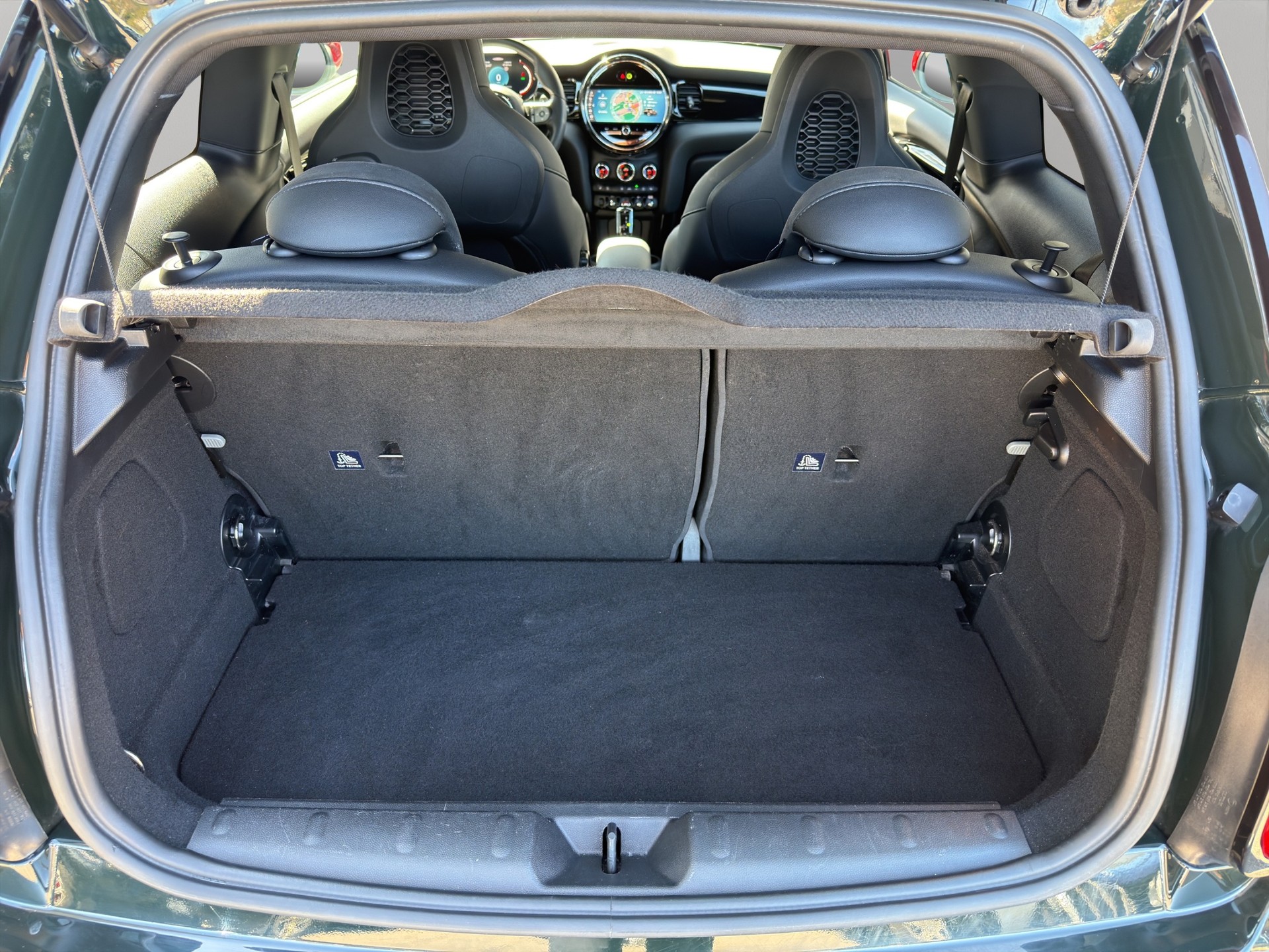 MINI Cooper John Cooper Works Steptronic-image-19