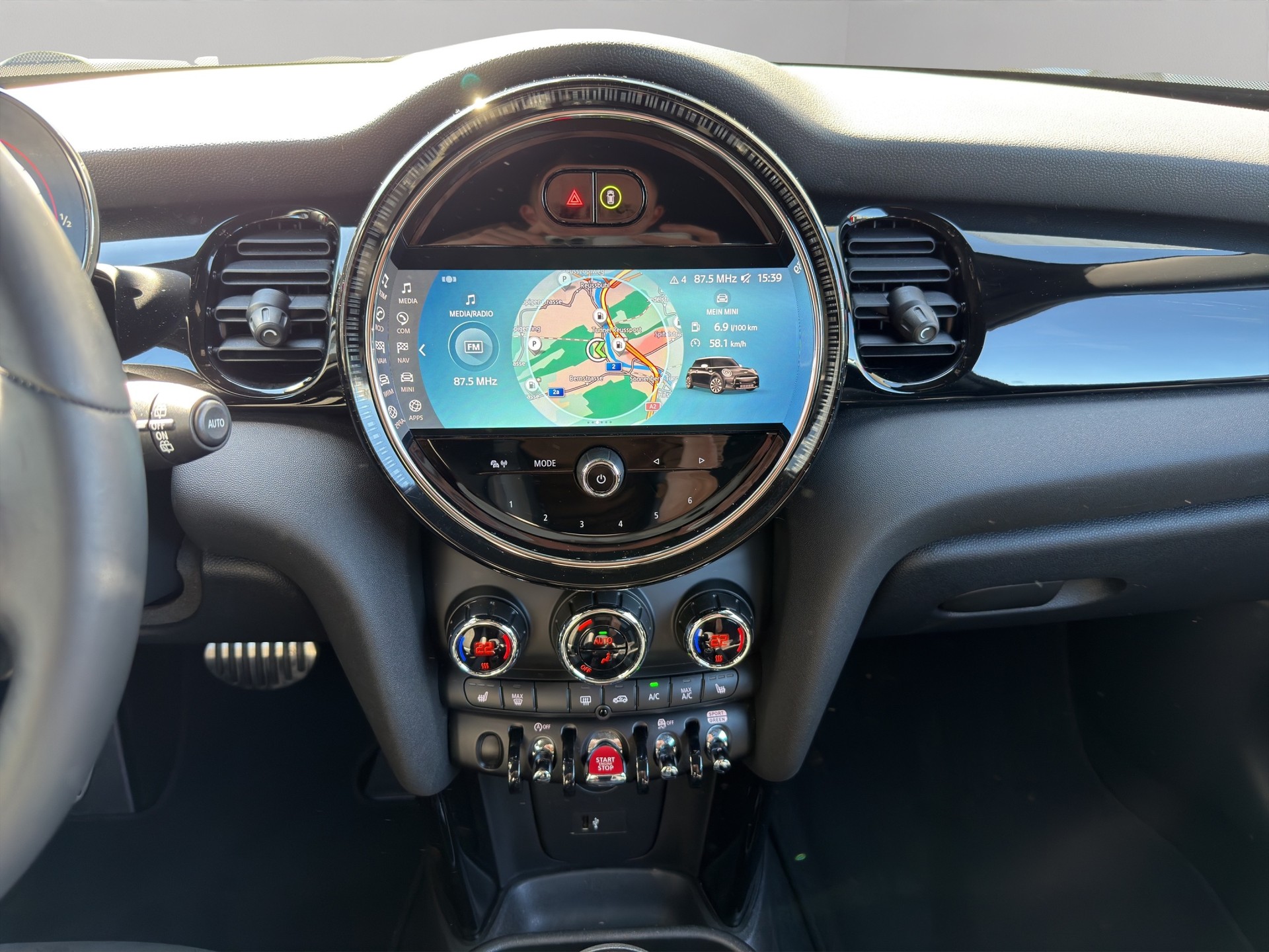 MINI Cooper John Cooper Works Steptronic-image-17