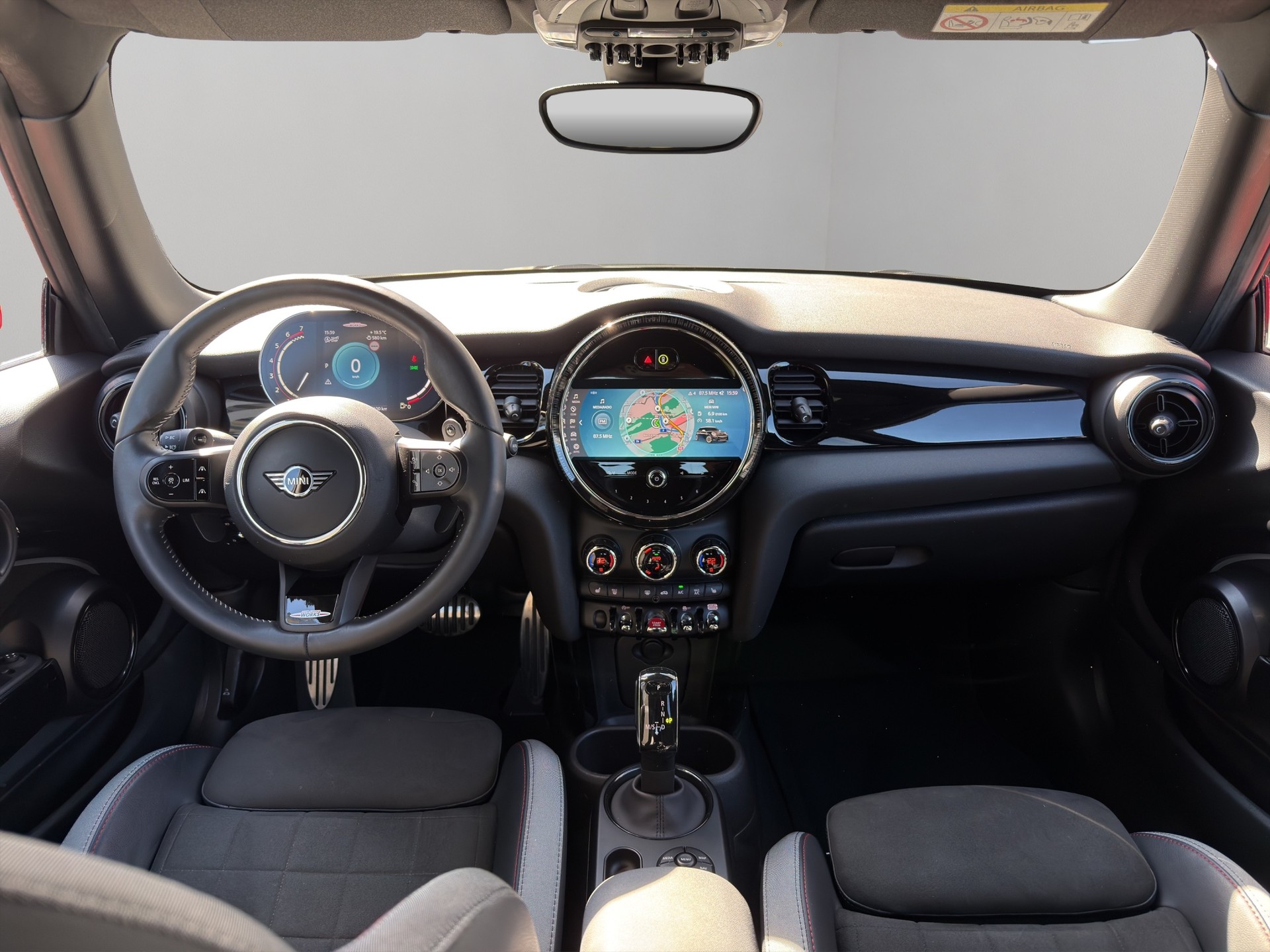 MINI Cooper John Cooper Works Steptronic-image-15