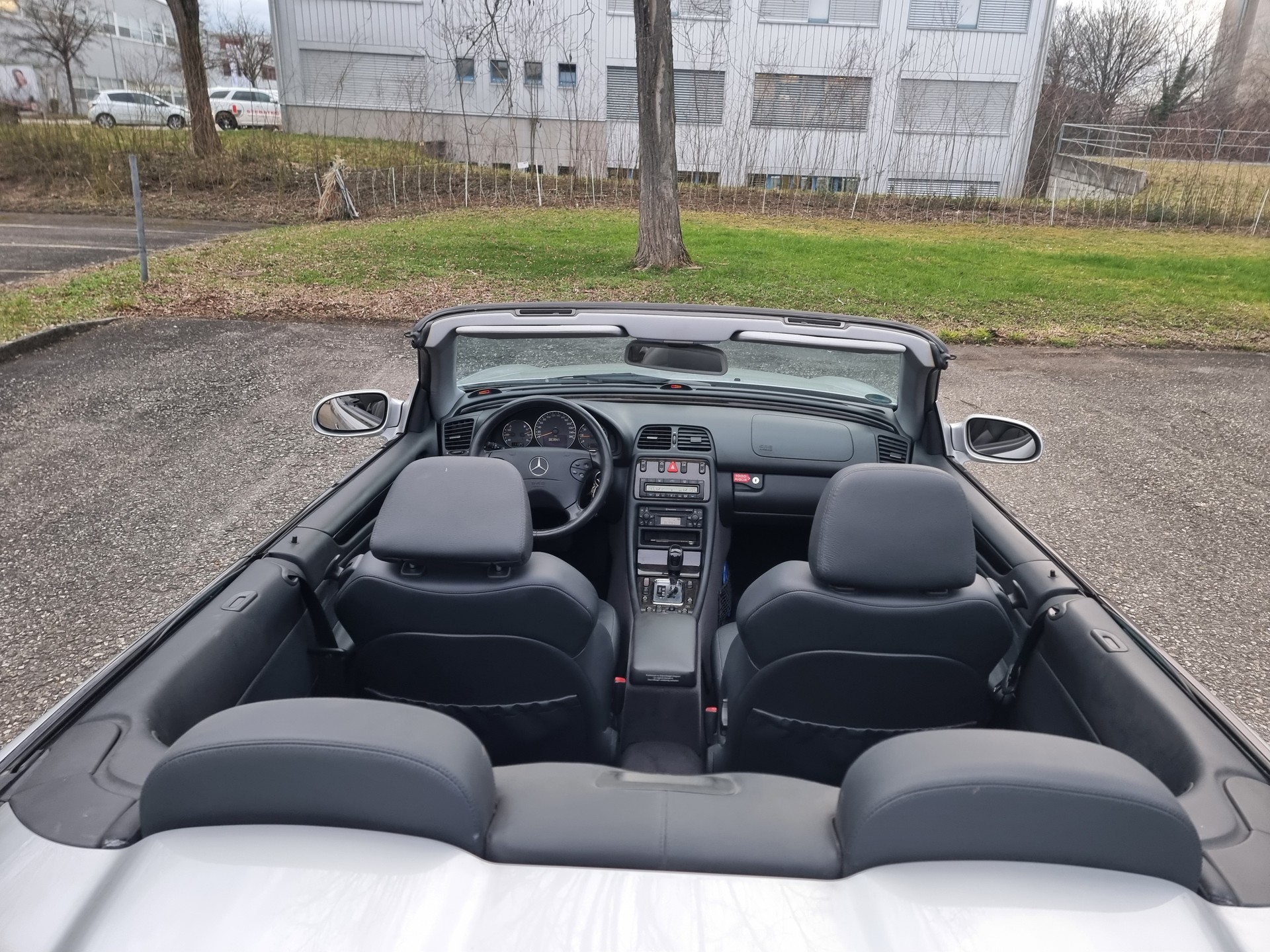 MERCEDES-BENZ CLK 230 Kompressor Avantgarde-image-12