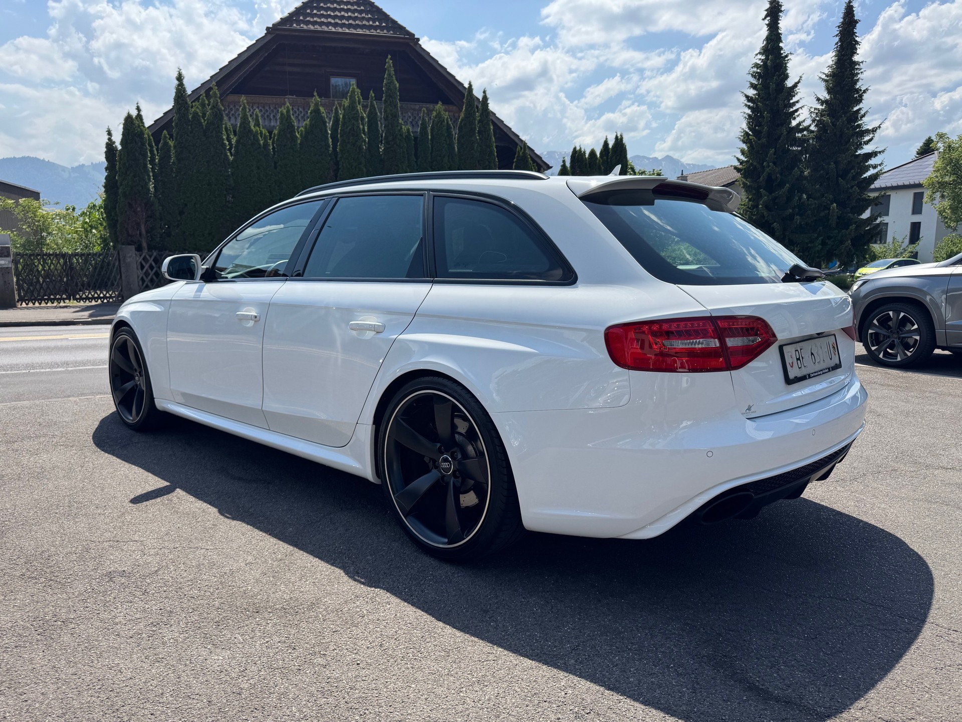 AUDI RS4 Avant 4.2 FSI V8 quattro S-tronic-image-7