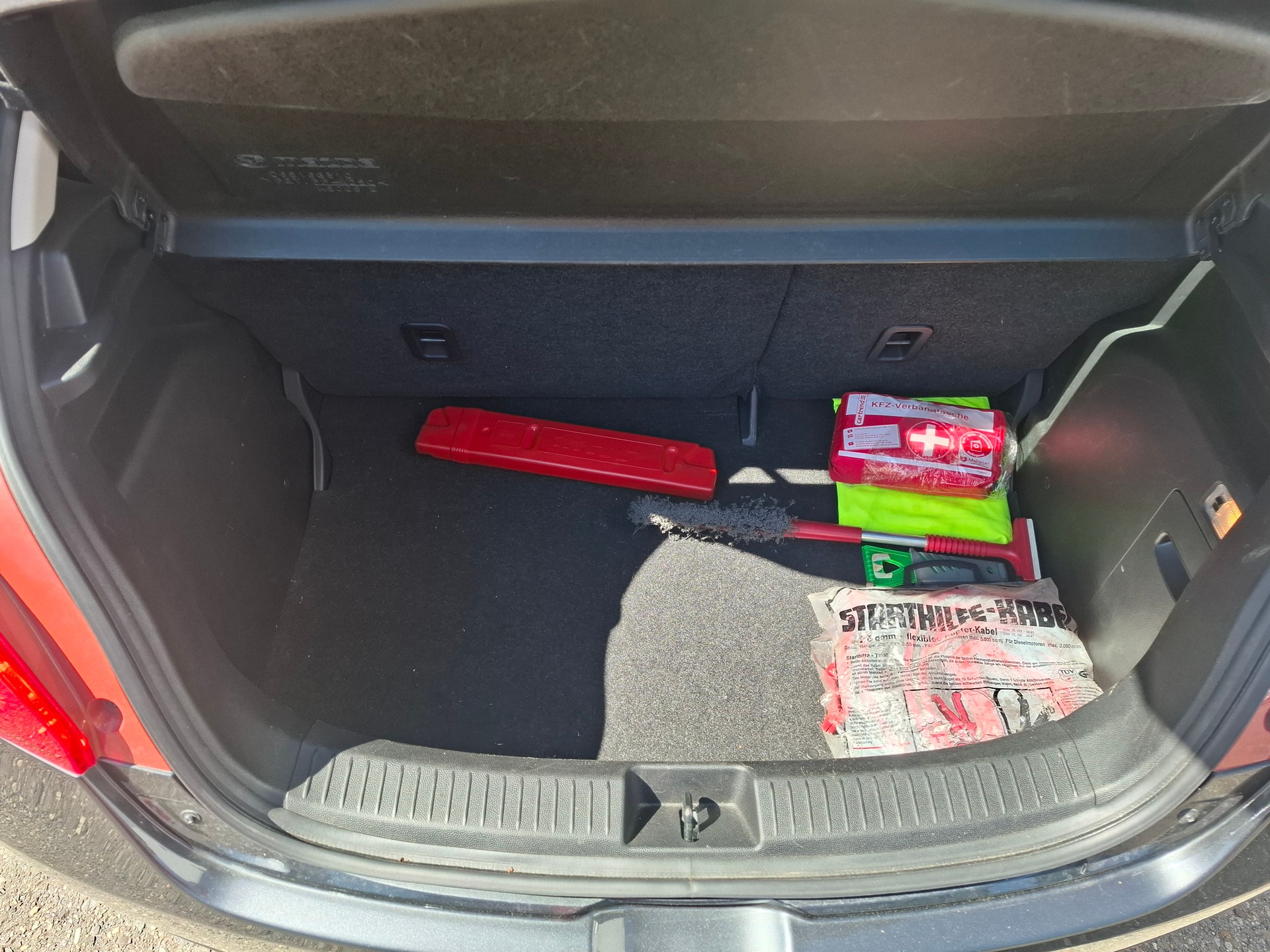MAZDA 2 1.5i 16V Exclusive Automatic-image-9