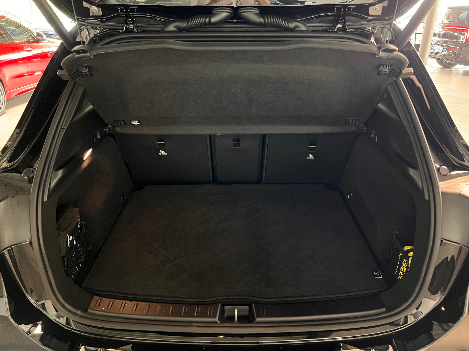 MERCEDES-BENZ GLA AMG 35 4Matic 8G-DCT-image-5