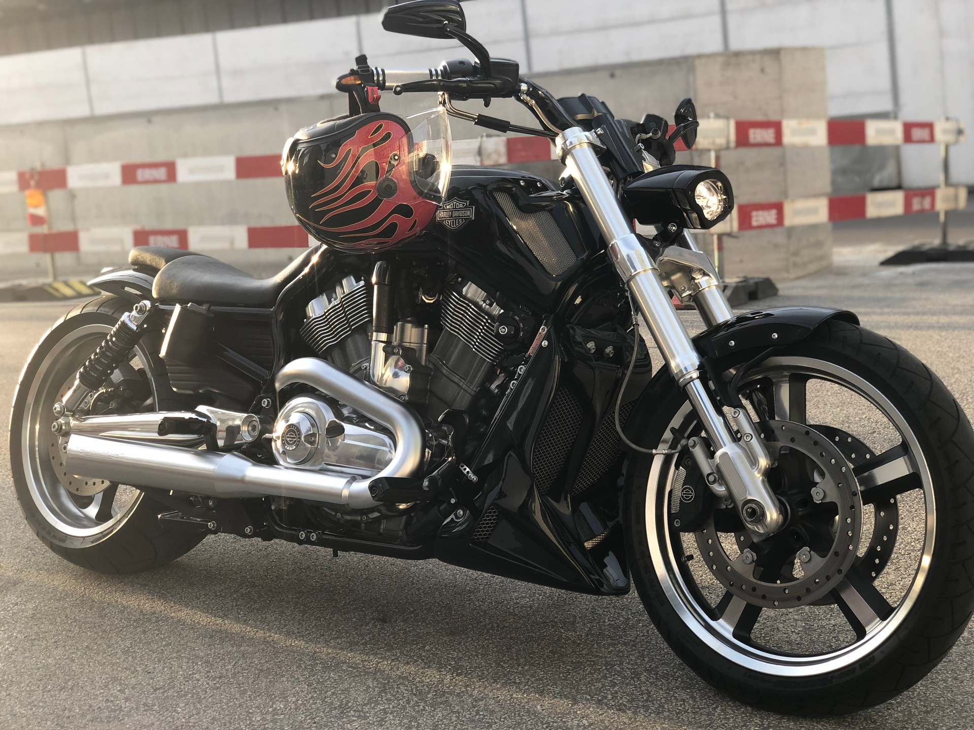HARLEY-DAVIDSON VRSCF V-Rod Muscle ABS-image-0