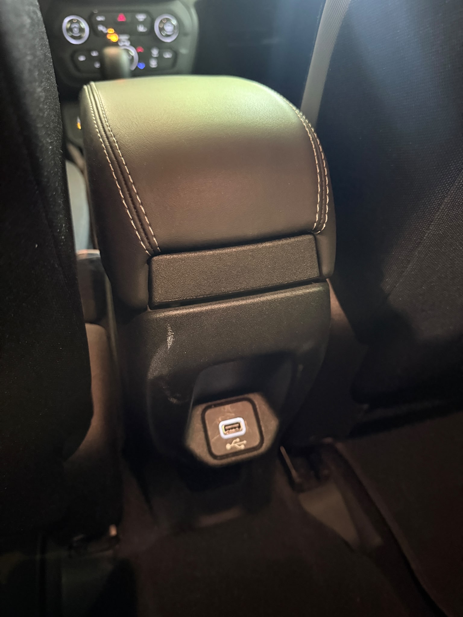JEEP Renegade 2.0 CRD S AWD 9ATX-image-22