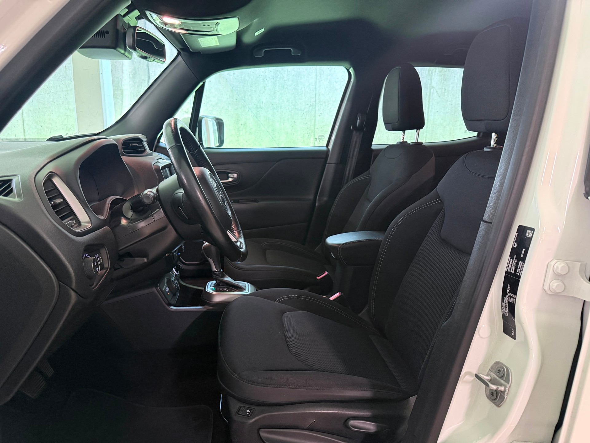 JEEP Renegade 2.0 CRD S AWD 9ATX-image-13