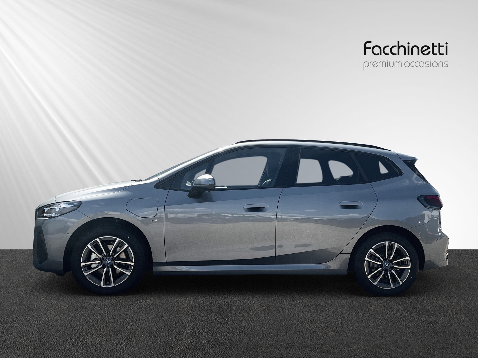 BMW 225e xDrive Active Tourer M Sport-showroom-element-1