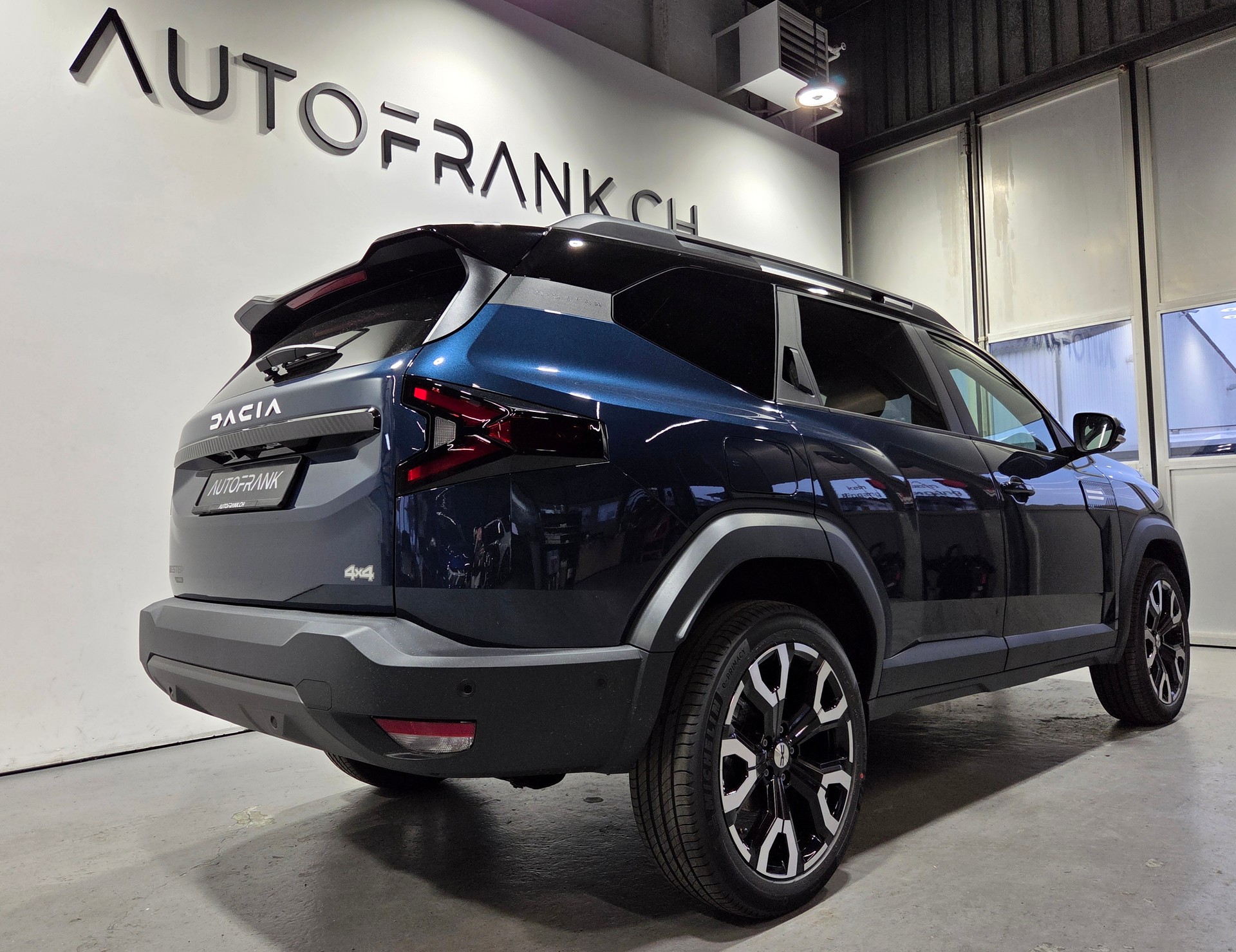 DACIA Bigster 1.2 Hybrid-G Journey 4WD-showroom-element-2