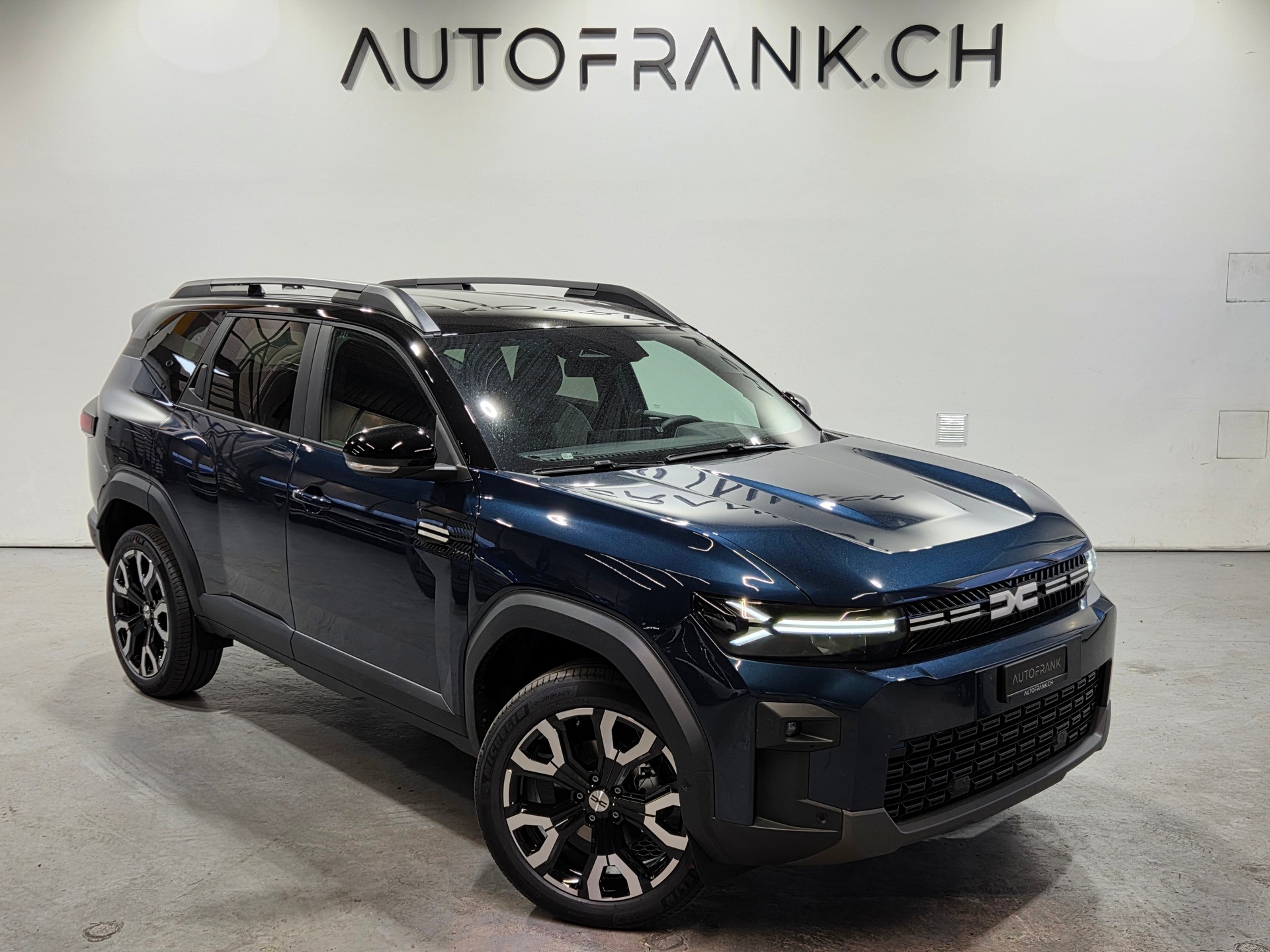 DACIA Bigster 1.2 Hybrid-G Journey 4WD-image-9
