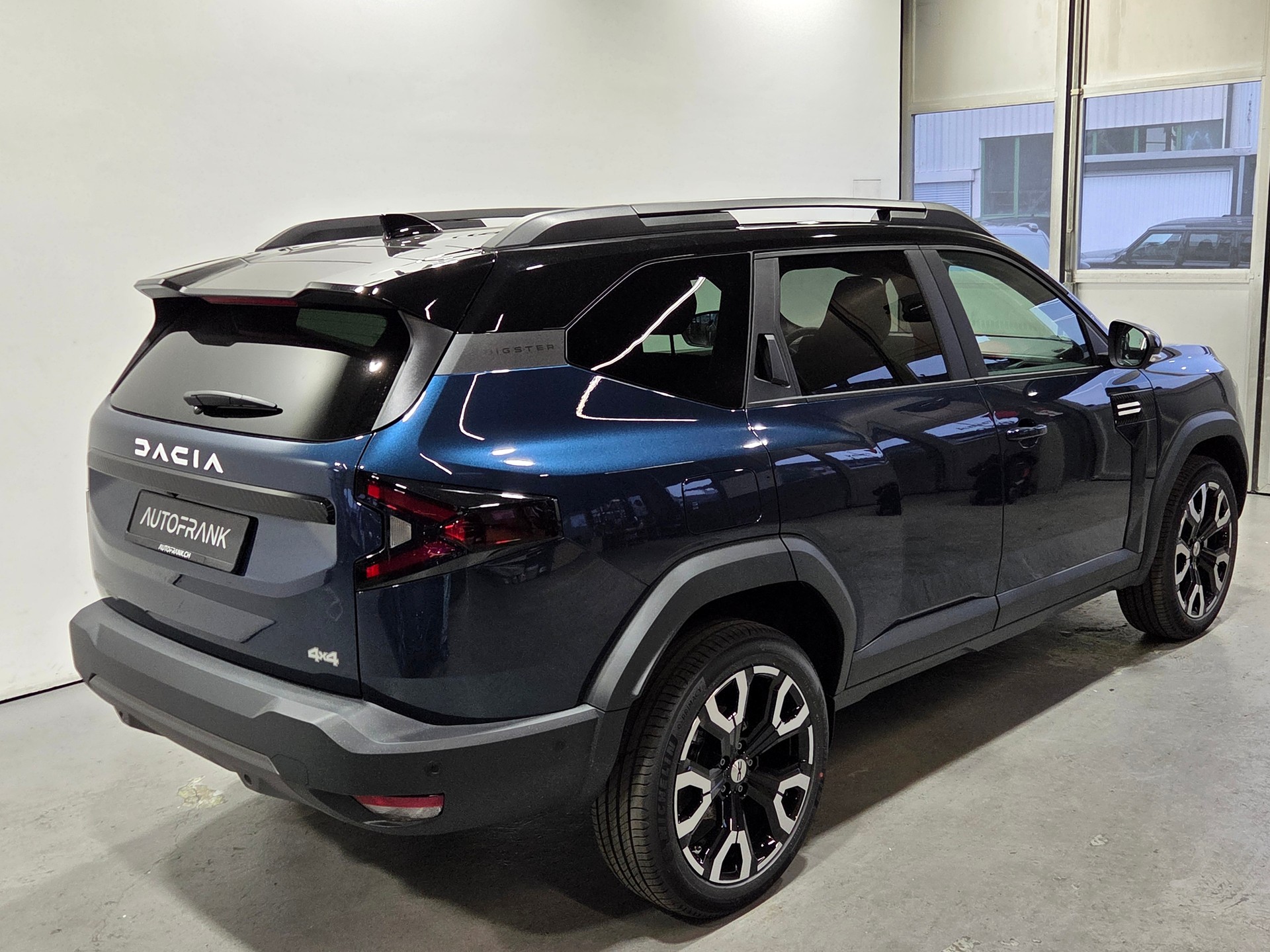 DACIA Bigster 1.2 Hybrid-G Journey 4WD-image-10