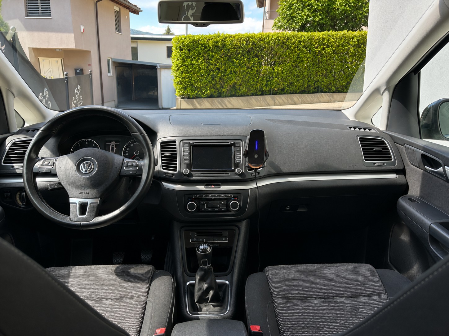 VW 2.0 TDI BlueMTA Comfl. 4m-image-5
