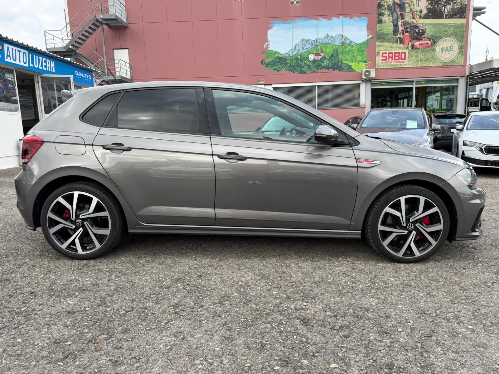 VW Polo 2.0 TSI GTI DSG-showroom-element-2