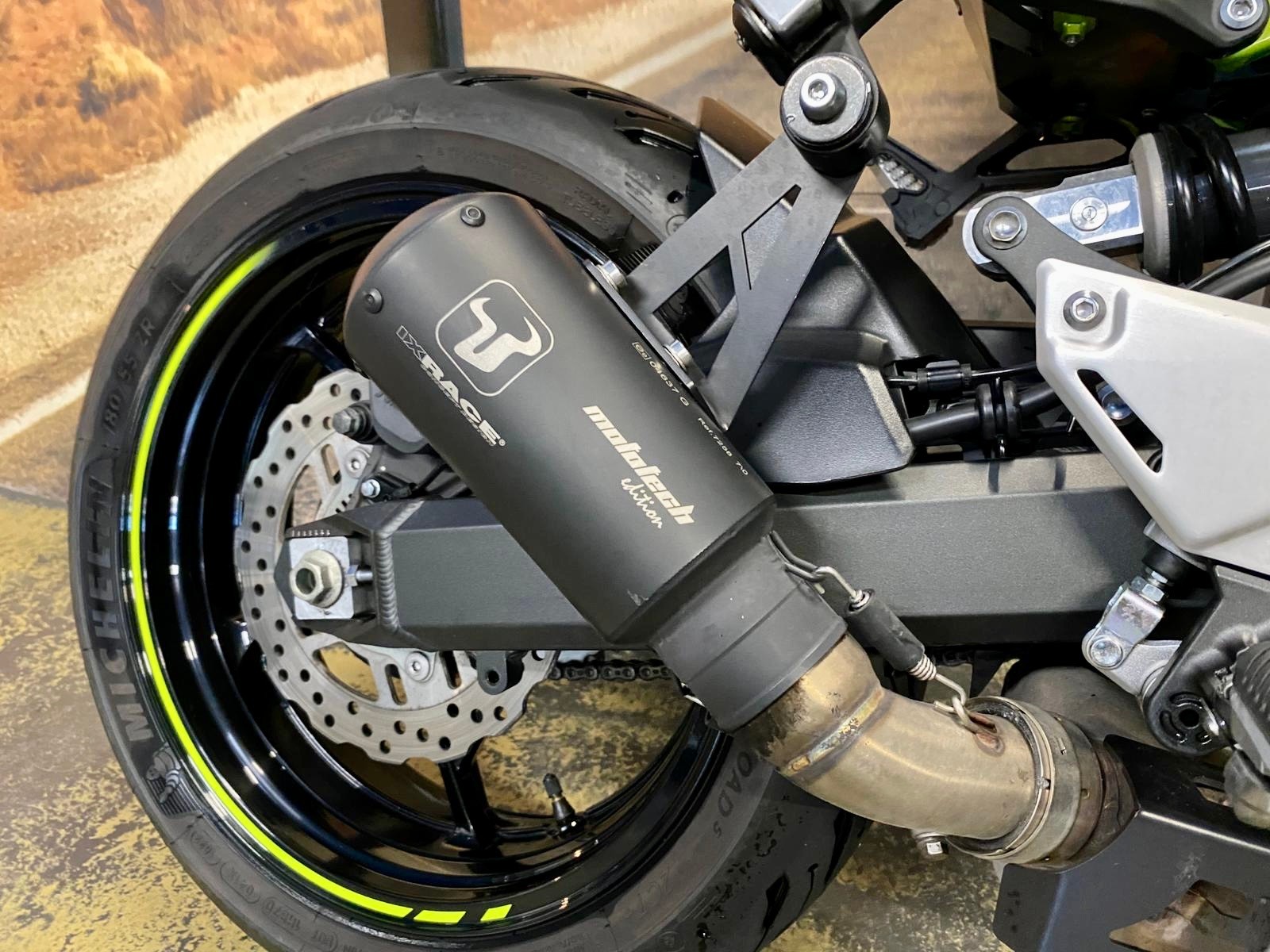 KAWASAKI Z 900-image-4