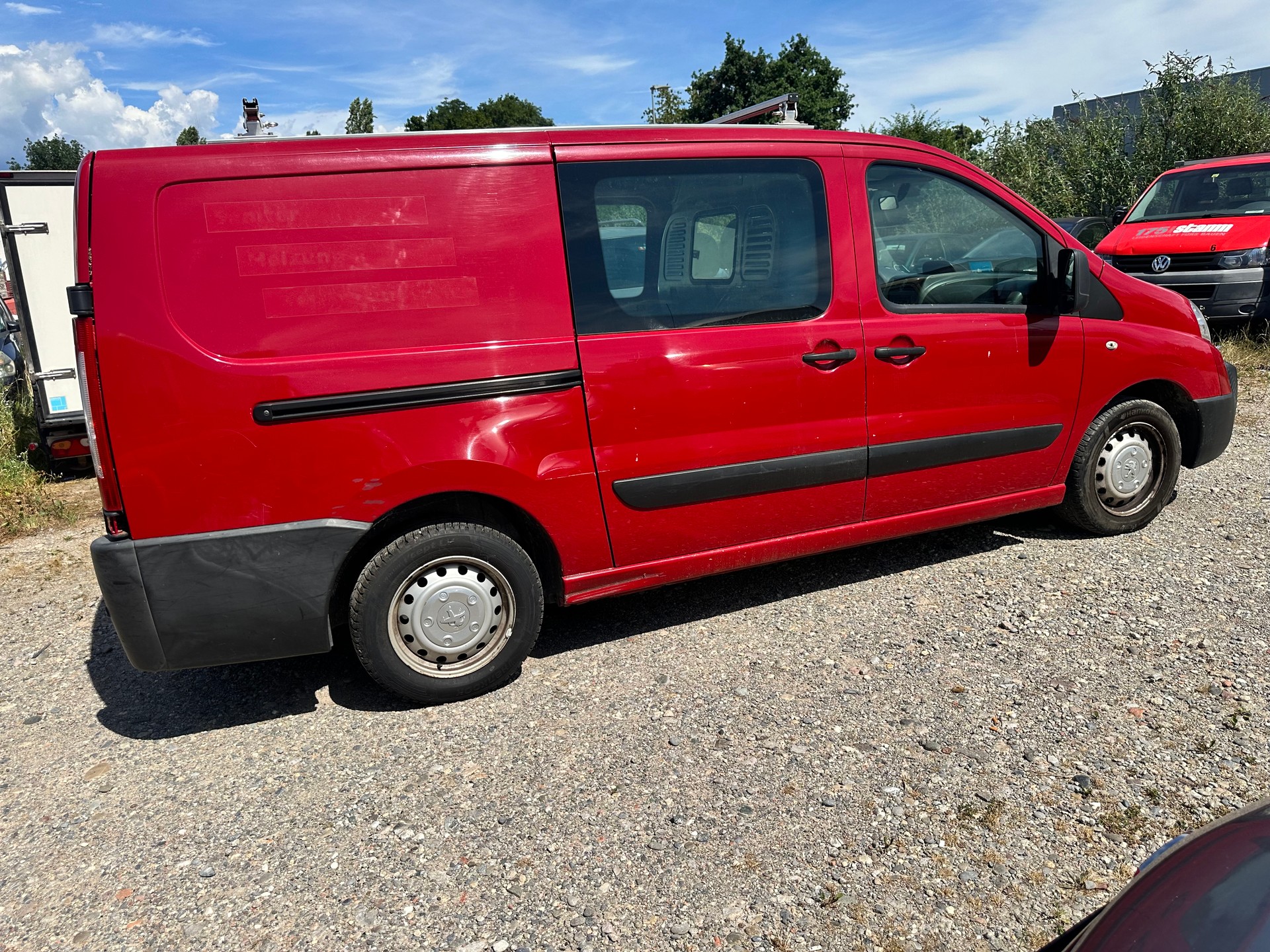 PEUGEOT Expert 2.0 HDi 229 L2H1-image-4
