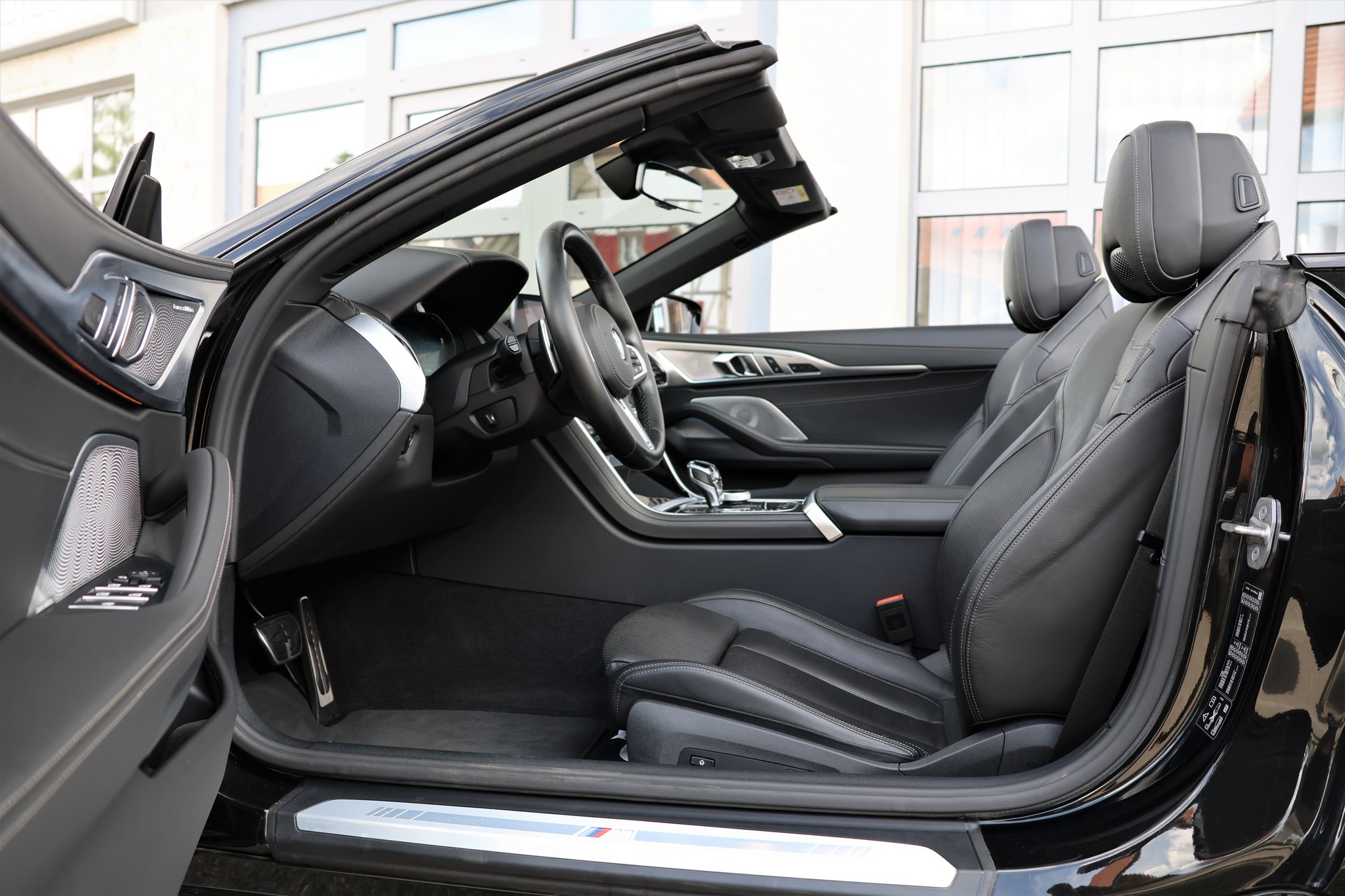BMW 840i xDrive Steptronic M-Sport (CH)-image-12