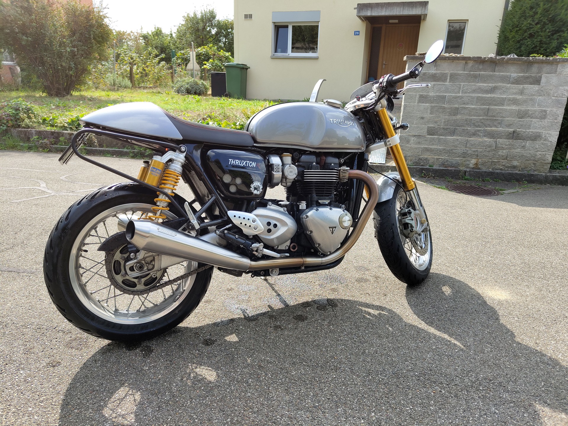 TRIUMPH Thruxton R 1200 i ABS-image-2
