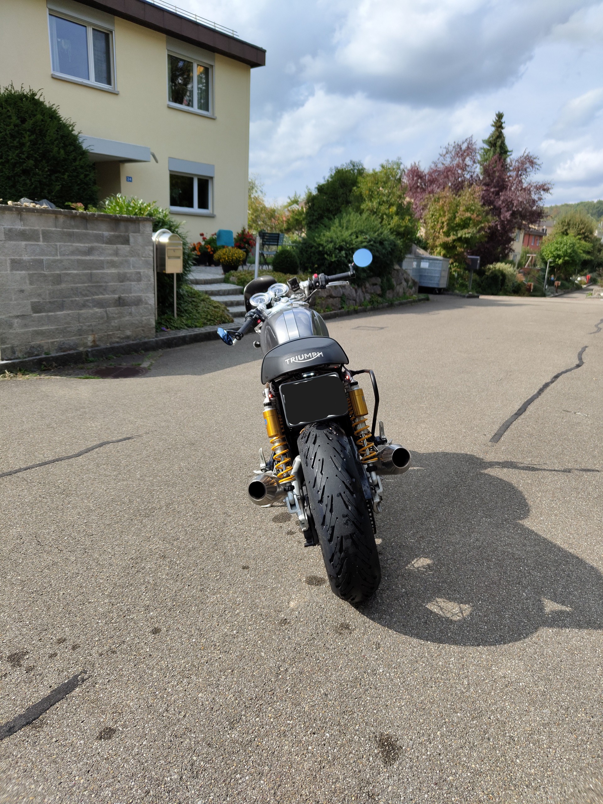 TRIUMPH Thruxton R 1200 i ABS-image-5