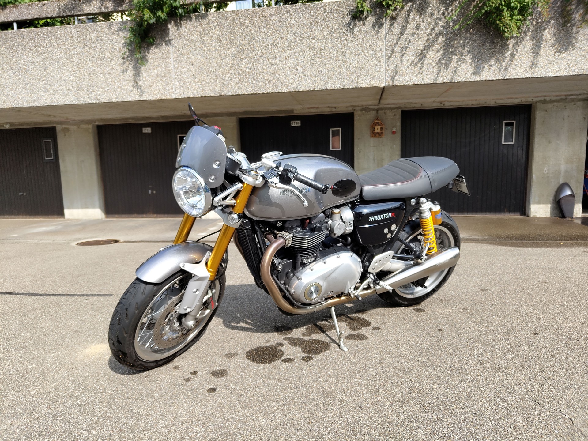 TRIUMPH Thruxton R 1200 i ABS-image-3
