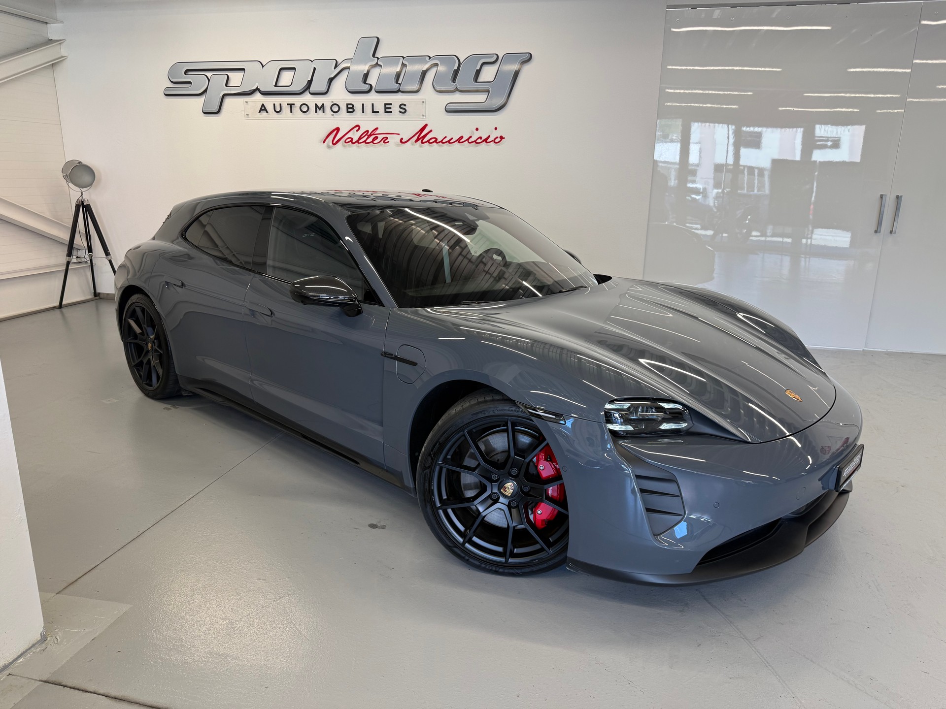 PORSCHE Taycan GTS Sport Turismo Performance Plus 93,4kWh-showroom-element-1