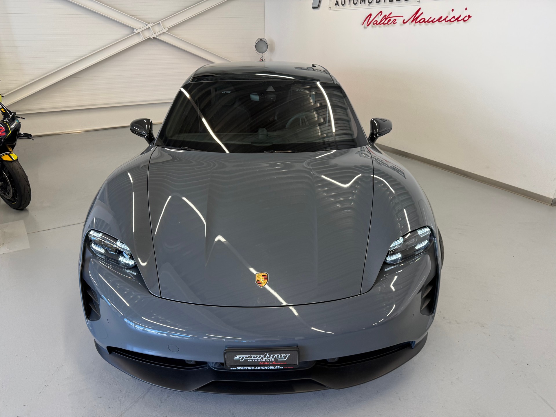 PORSCHE Taycan GTS Sport Turismo Performance Plus 93,4kWh-showroom-element-3