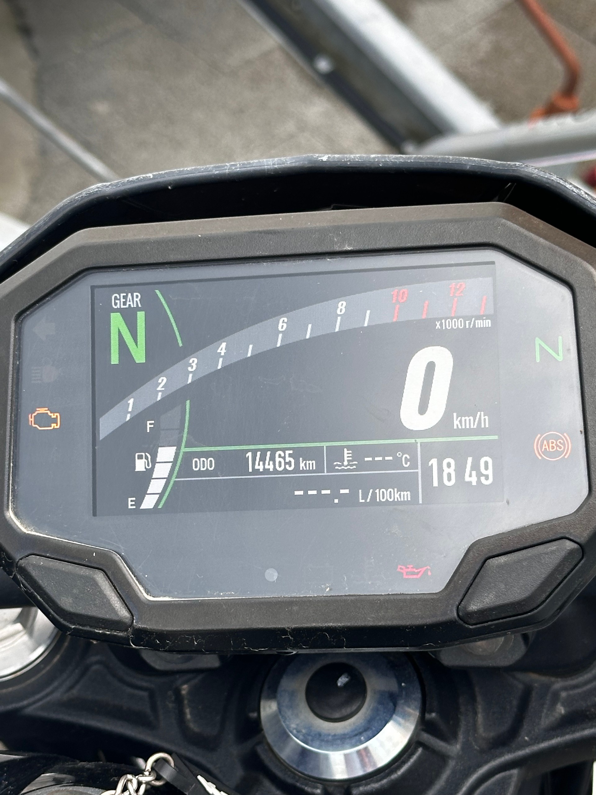 KAWASAKI Z 650 SE (35kW)-image-2