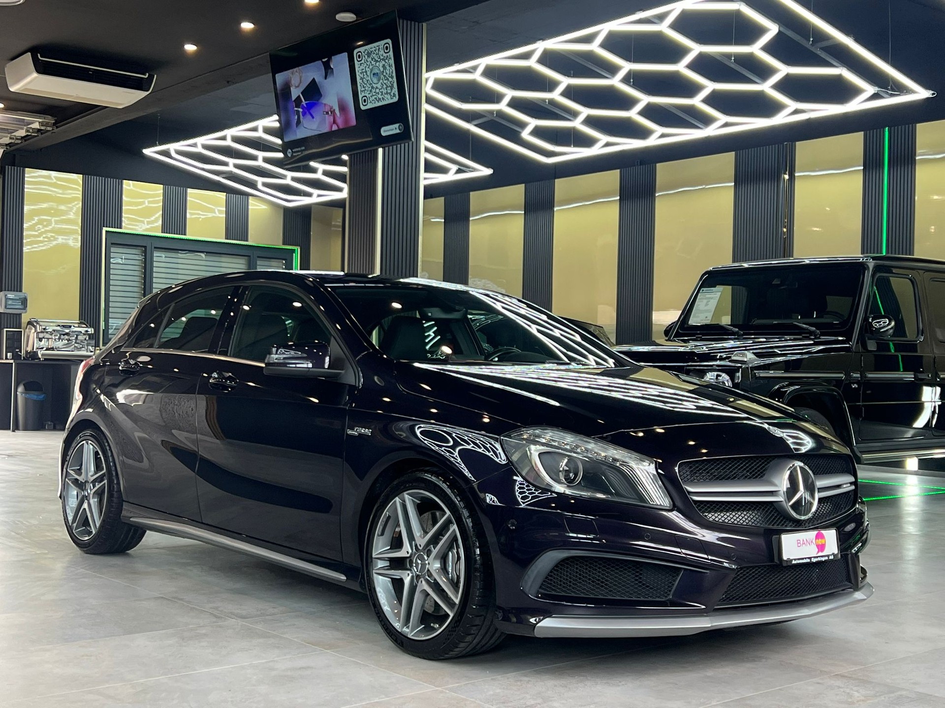 MERCEDES-BENZ A 45 AMG 4Matic Speedshift 7G-DCT-showroom-element-2