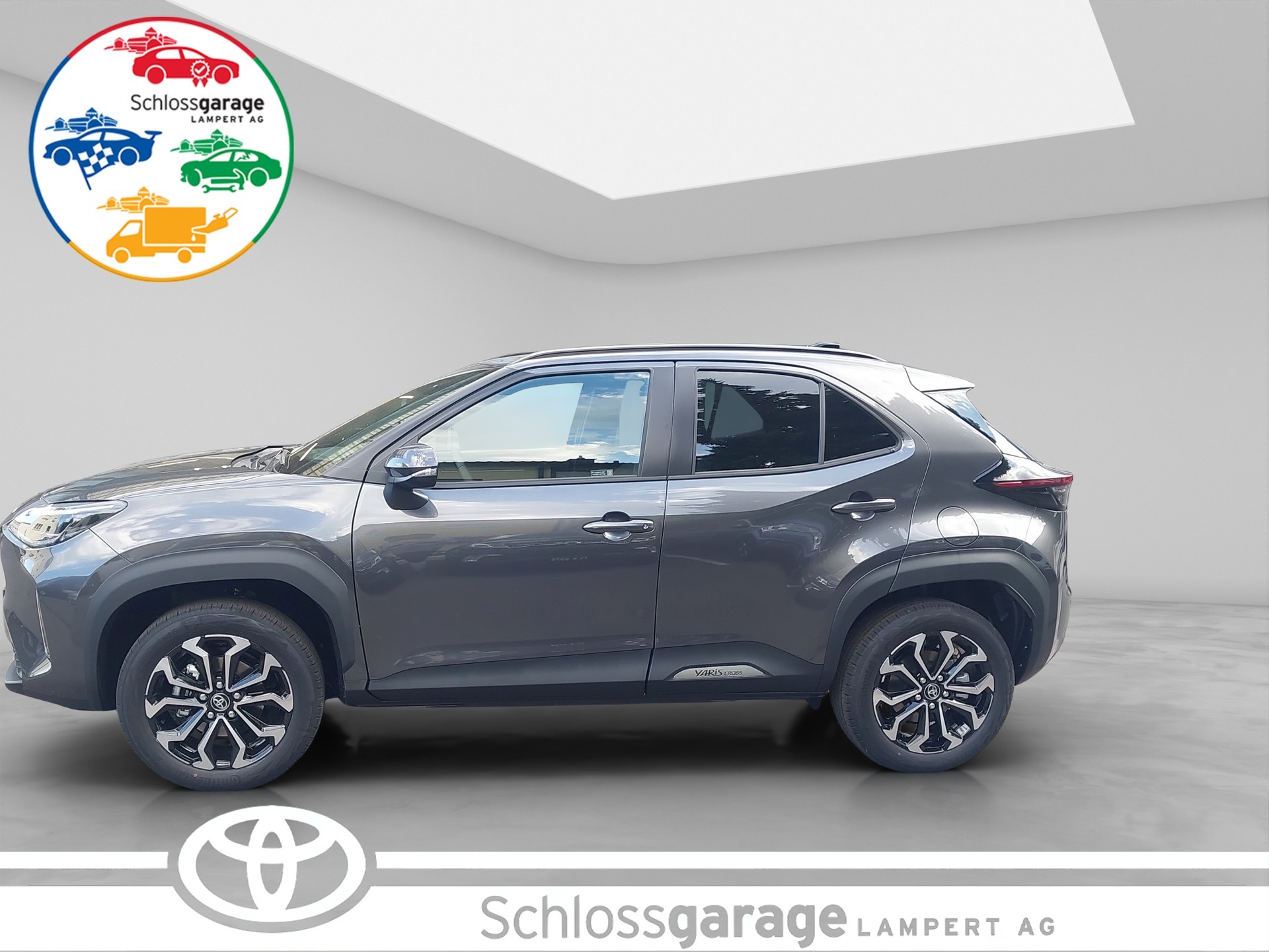 TOYOTA Yaris Cross 1.5 VVT-i HSD Trend AWD-i-showroom-element-2