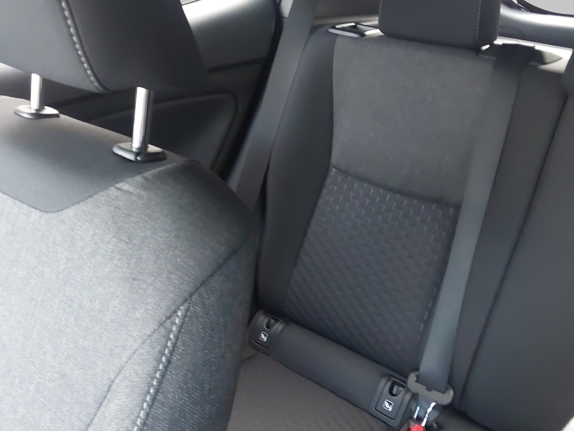 TOYOTA Yaris Cross 1.5 VVT-i HSD Trend AWD-i-image-15