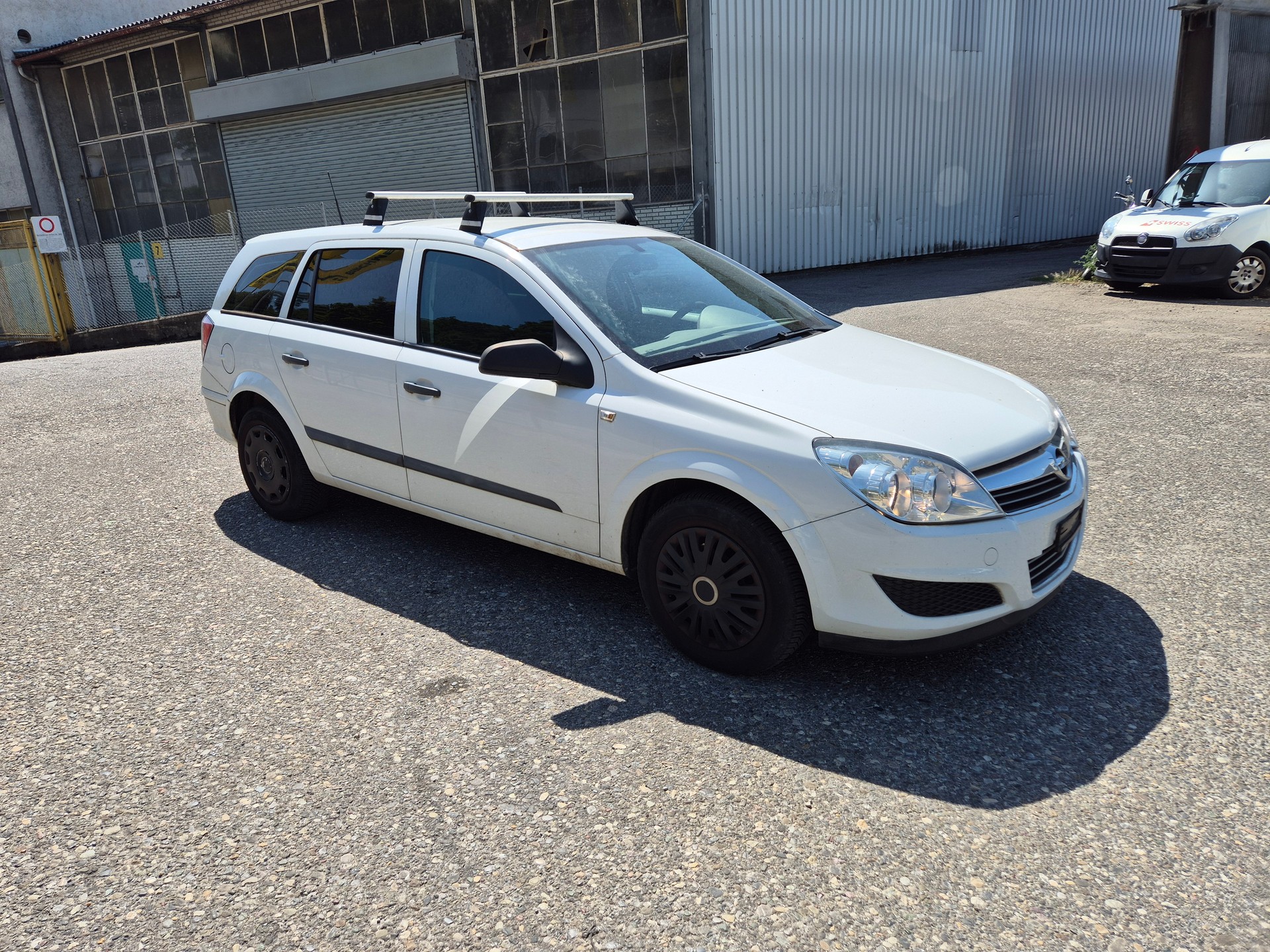 OPEL Astra Caravan 1.6i 16V Enjoy-image-3