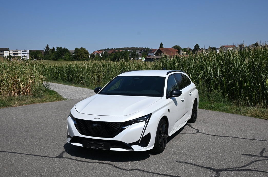 PEUGEOT 308 SW 1.2 Pure Tech GT Pack EAT8