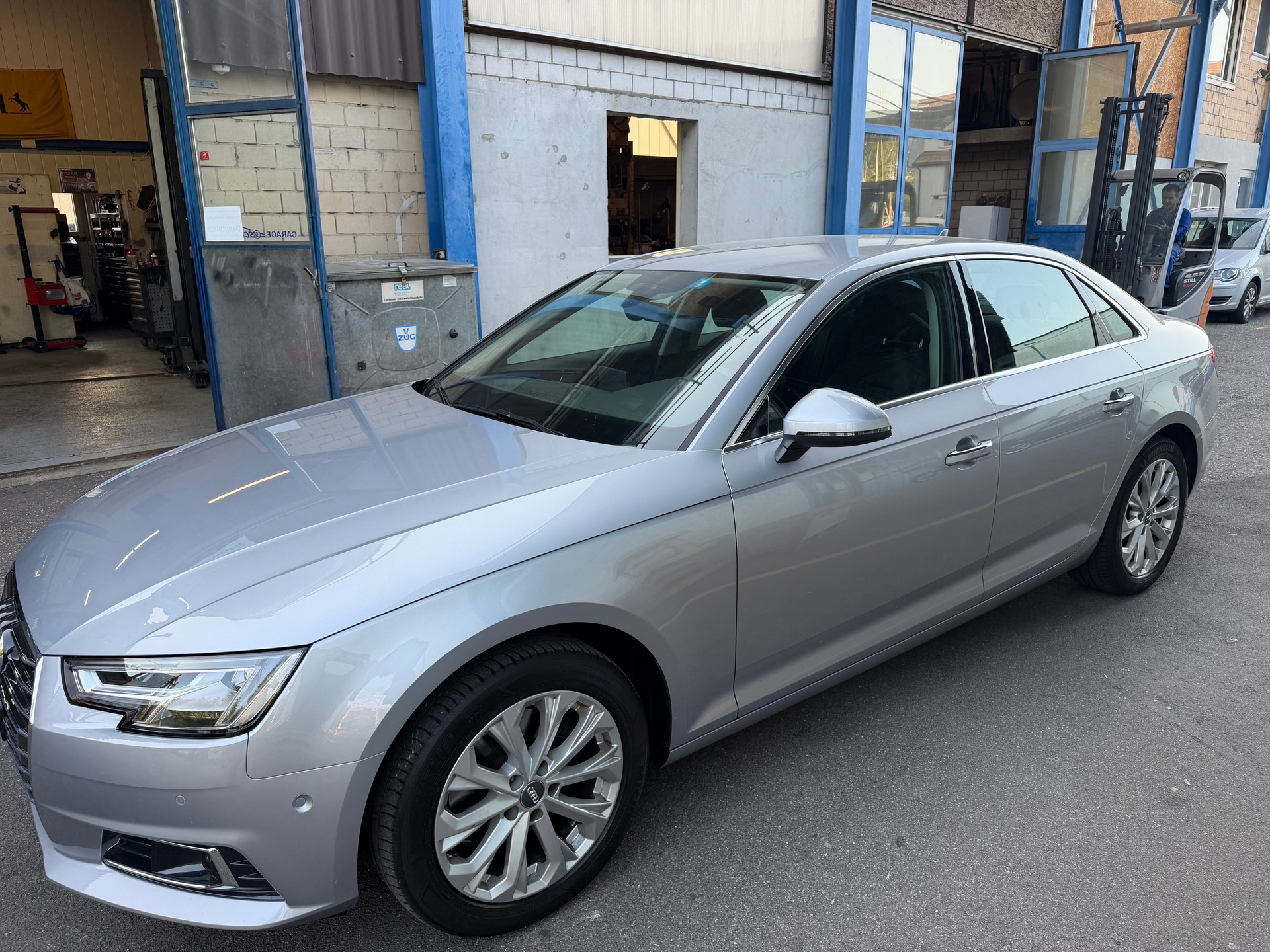 AUDI A4 Limousine 2.0 TFSI S-tronic